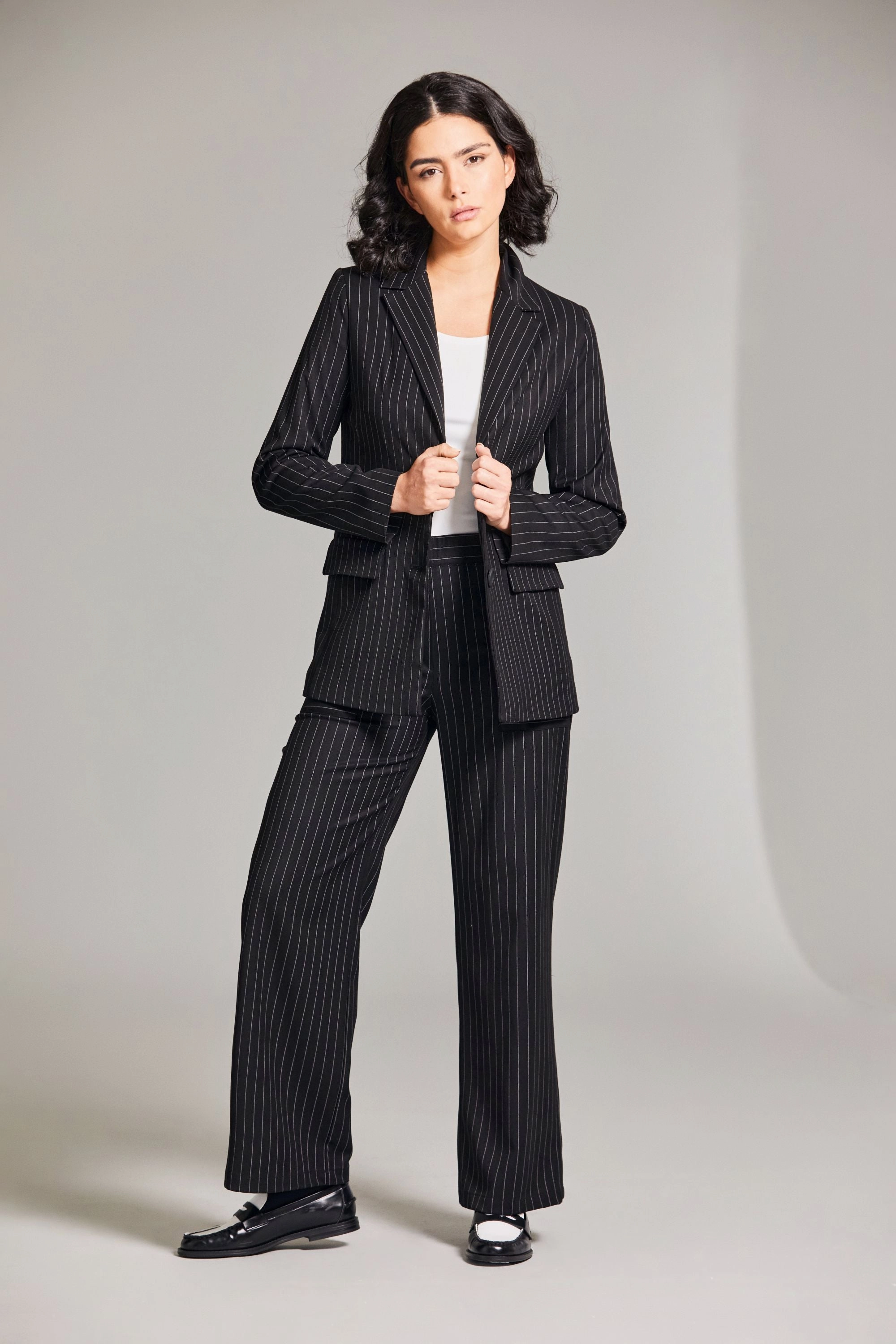 Peruzzi - W24213 Pinstripe Pant All Day Use Ultimate Comfort