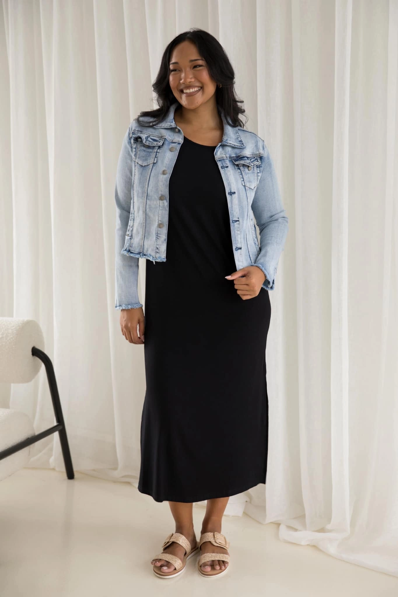 Odor Resistant Coating Weatherproof Barrier PQ Collection Frayed Hem Denim Jacket