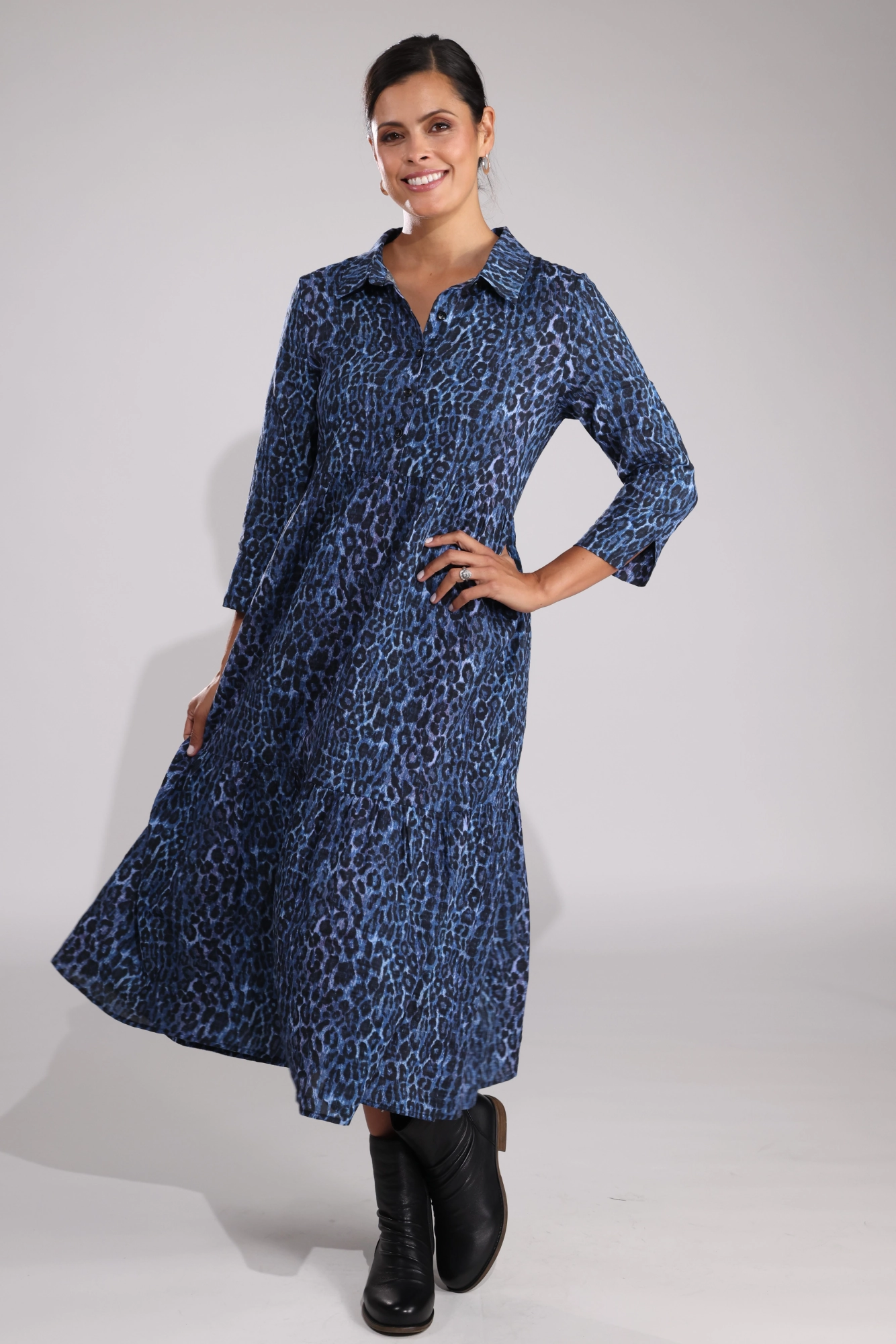Celebrity-Inspired Edge Shape Dress | Indigo Animals | 6532B1