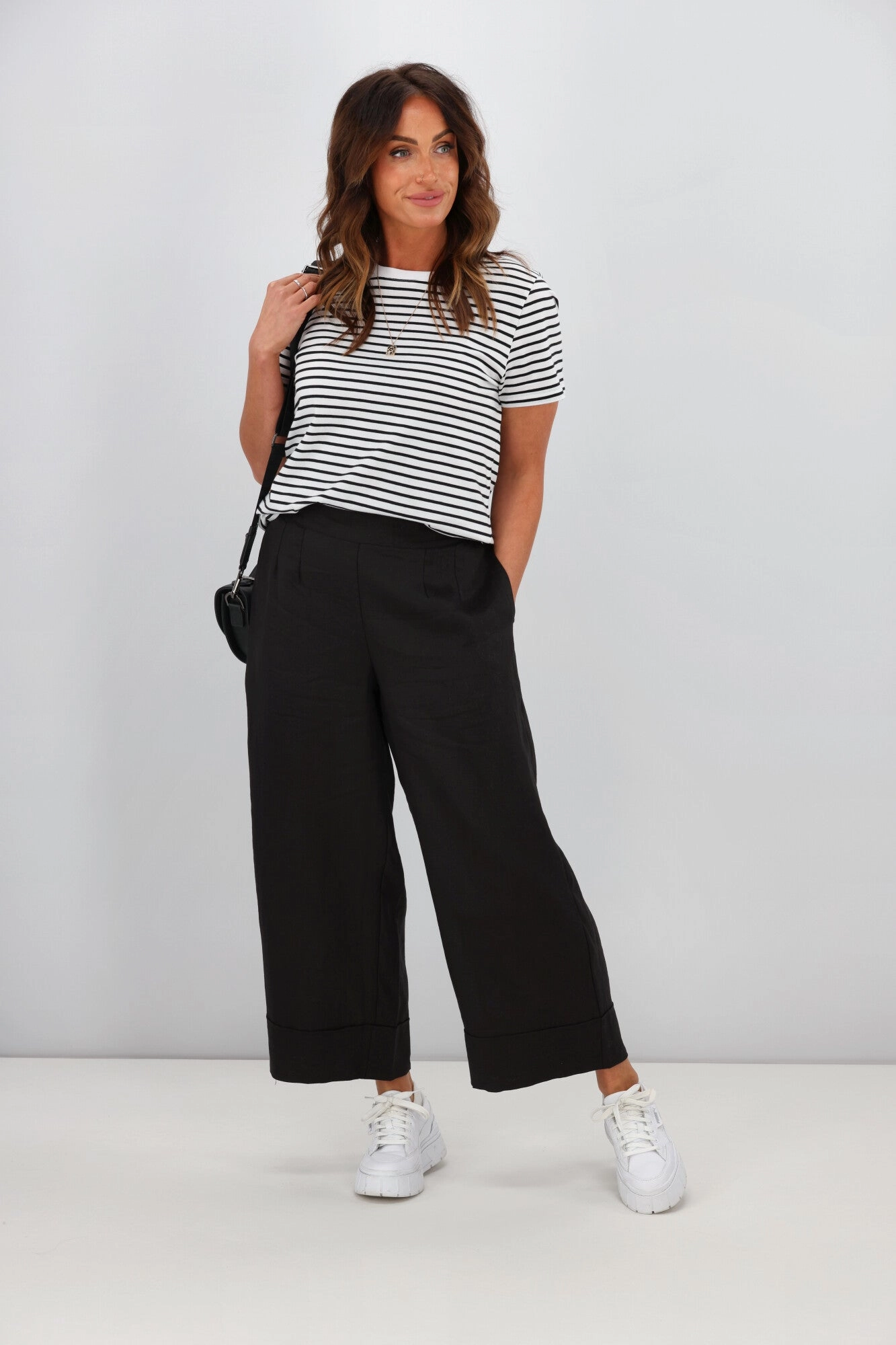Evening Walk Non See Tirelli Wide Leg Linen Pant Black