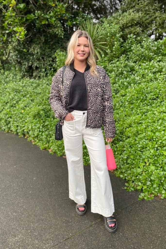 Shine On Label Kinsley Quilted Jacket Animal Print Waterproof Zipper Closure Flex Fit Design