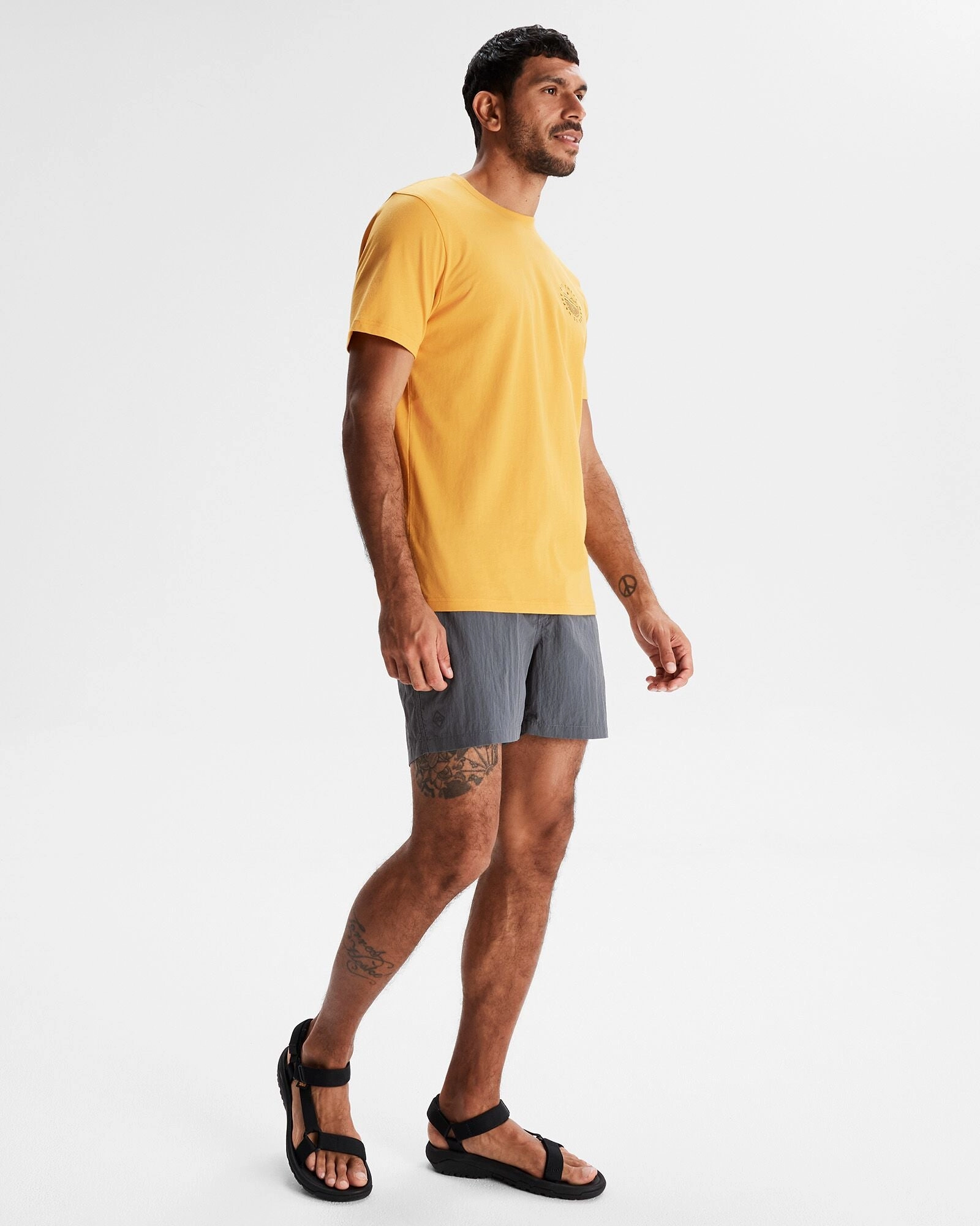 Men's OT Organic Cotton T-shirt - Mustard Yellow MultiPocket Configuration