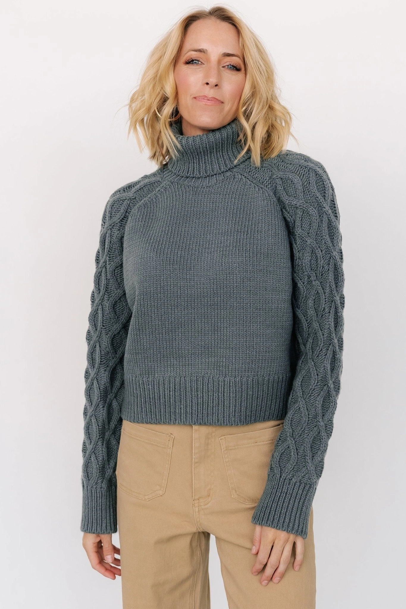 Comfy Performance Fit Chunky Yarn Vonn Turtleneck Sweater | Winter Green