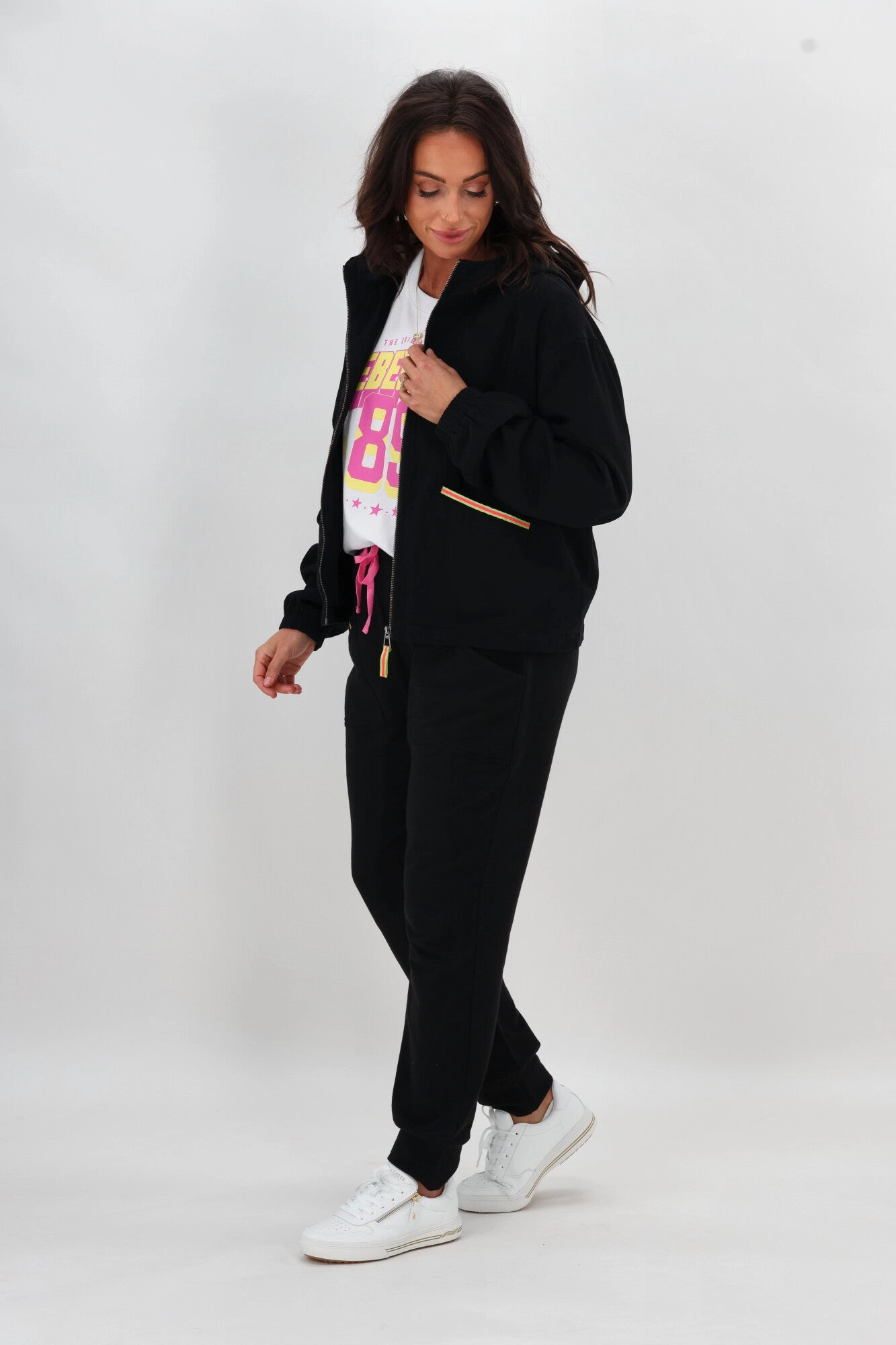 Ultra Compact Packing Design Flexible Shoulder Design Rebel Club Reece Jacket Black