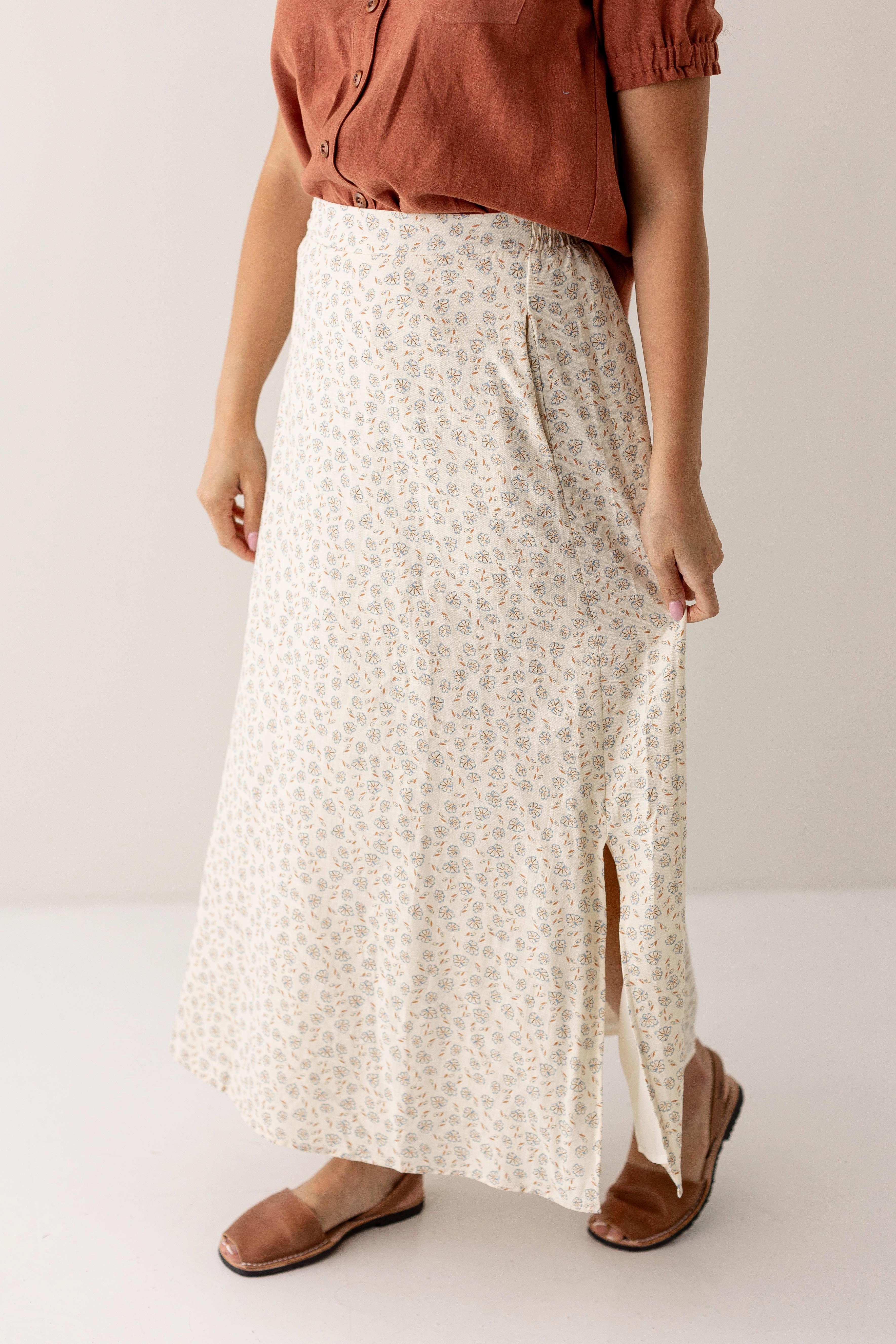 raw hem 'Corryn' Boho Floral Midi Slip Skirt in Cream
