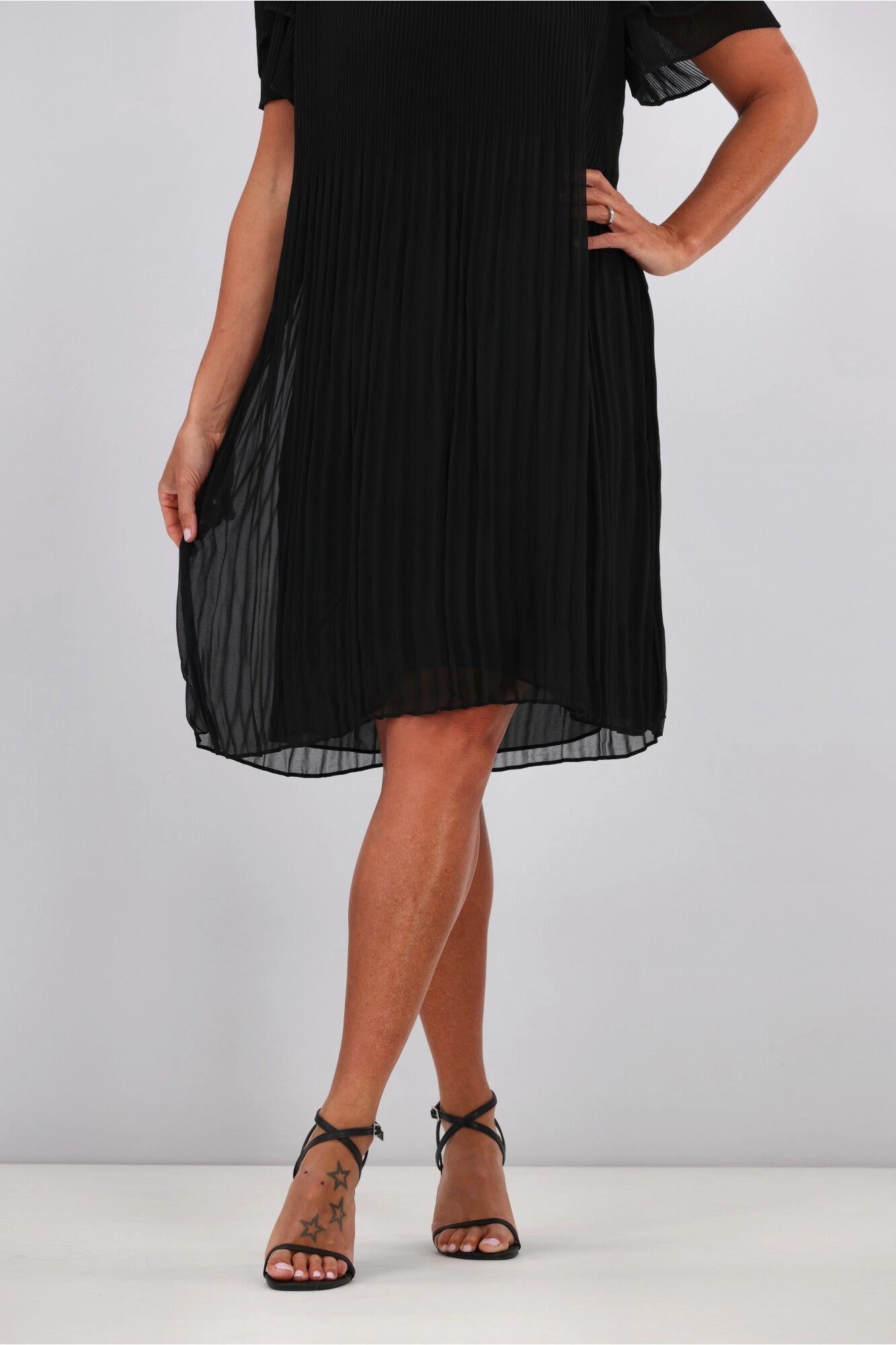 summer breeze Gloss by Shine On Alberta Pleated Shift Dress Black
