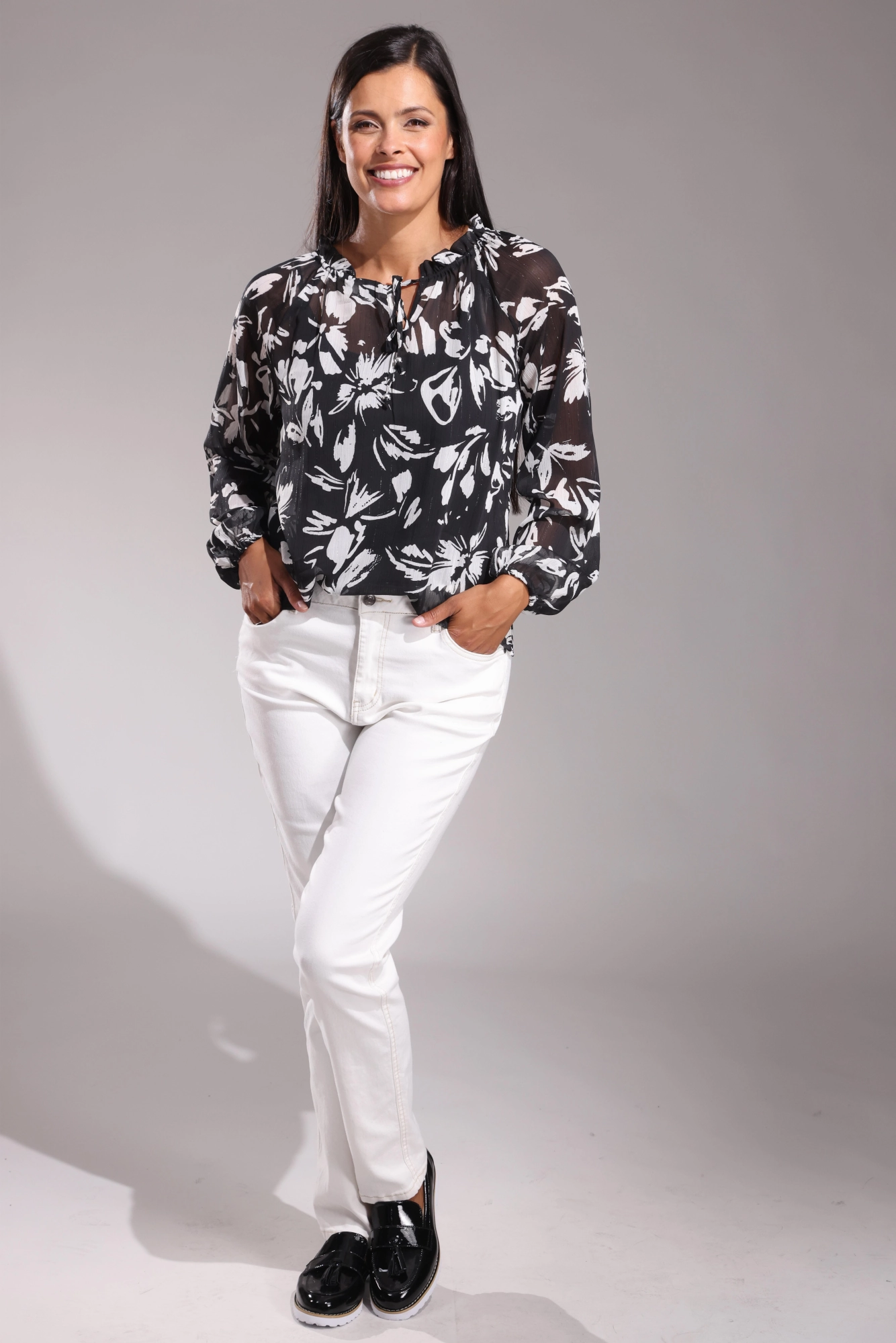 High Quality Bold Look Summer Vibes Essential Style Coloured Denim Regular Jeans | IVORY | 6903ZZ