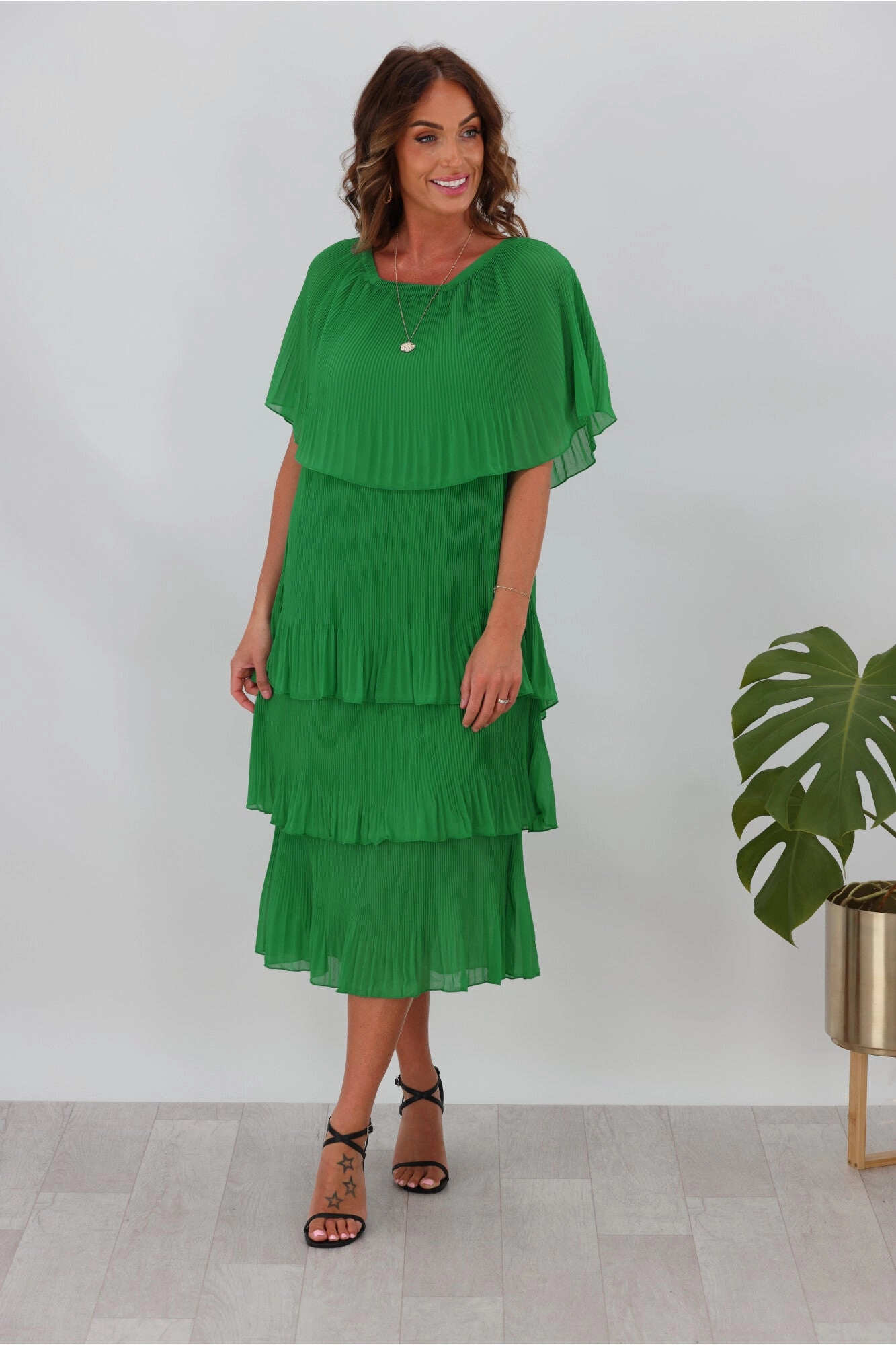 Sambara Abbie Pleated Layer Dress Green Modern Lines Effortless Layering