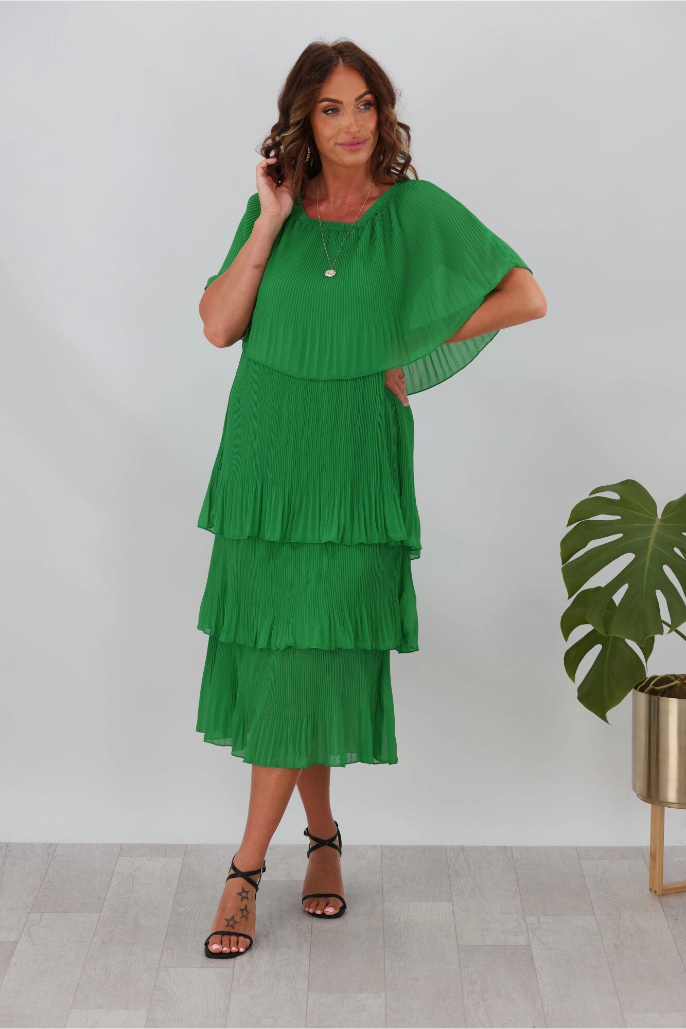 Sambara Abbie Pleated Layer Dress Green Flexible Fit