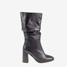 Sleek Fit Middle-Aged Man Santino