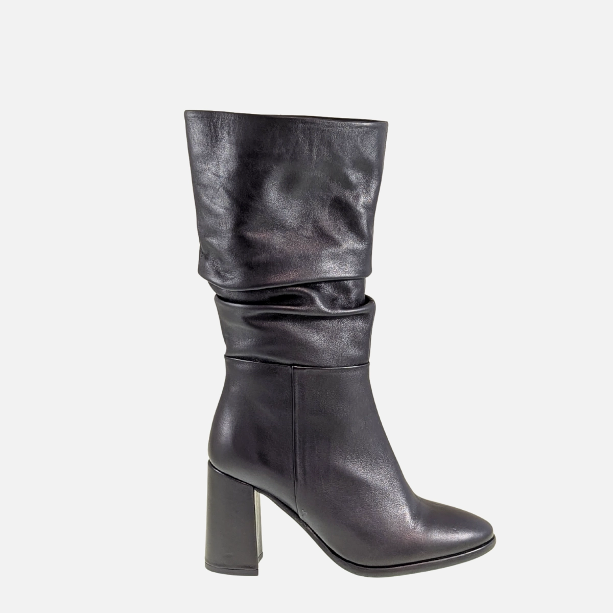 Sleek Fit Middle-Aged Man Santino