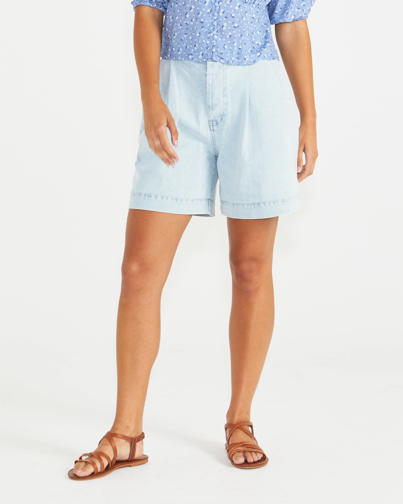 Sass Katrina Short Snow Wash Airy Design