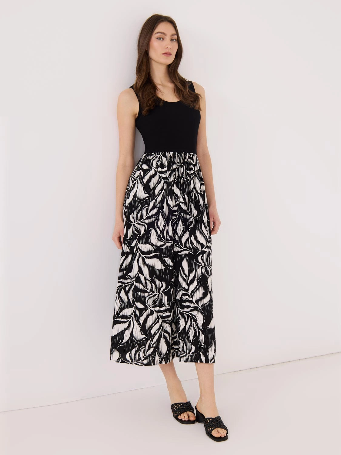 Perfect Waist Daily Comfort Scoop Neck Midi Dress With Floral Print Skirt
