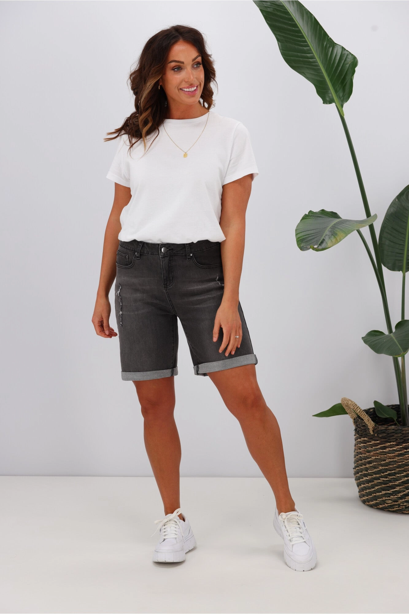 Cozy Comfort Fit Quick Pocket Access Shine On Label Boyfriend Shorts Washed Charcoal