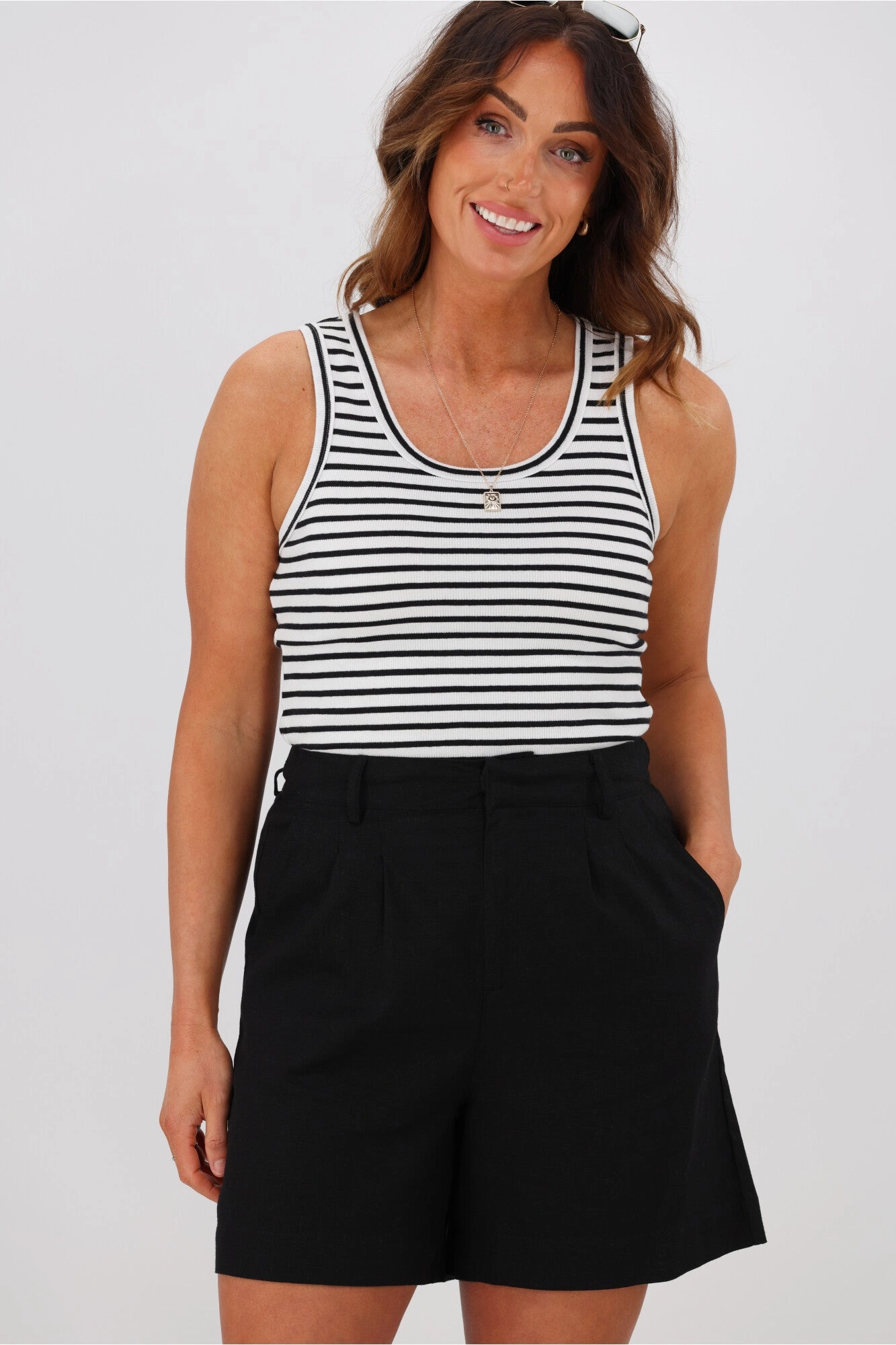 Shine On Label Davie Linen Shorts Black Multi Pocket System Flexible Waist