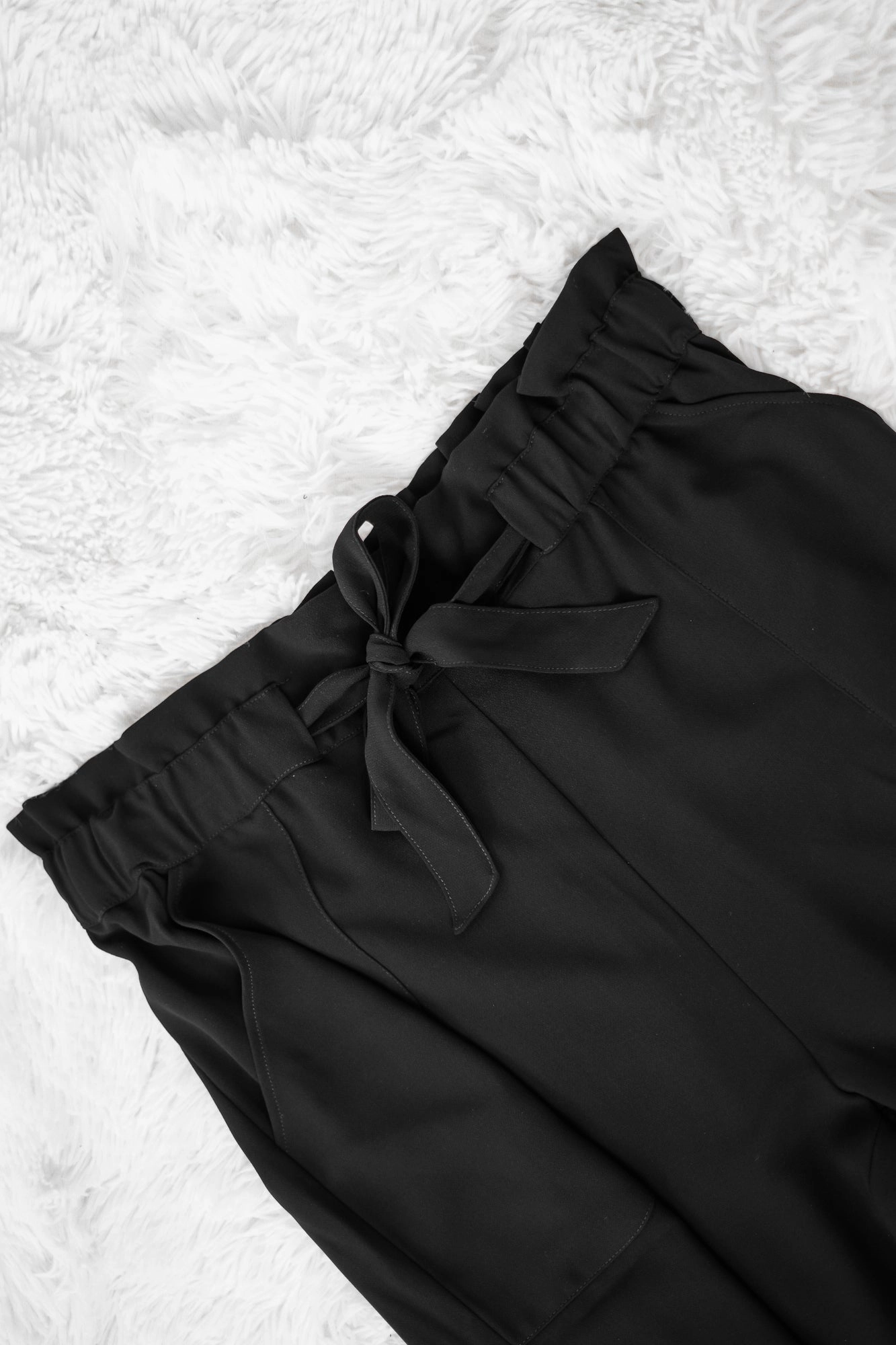 High Rise Shine On Label Geneva Tie Front Pant Black