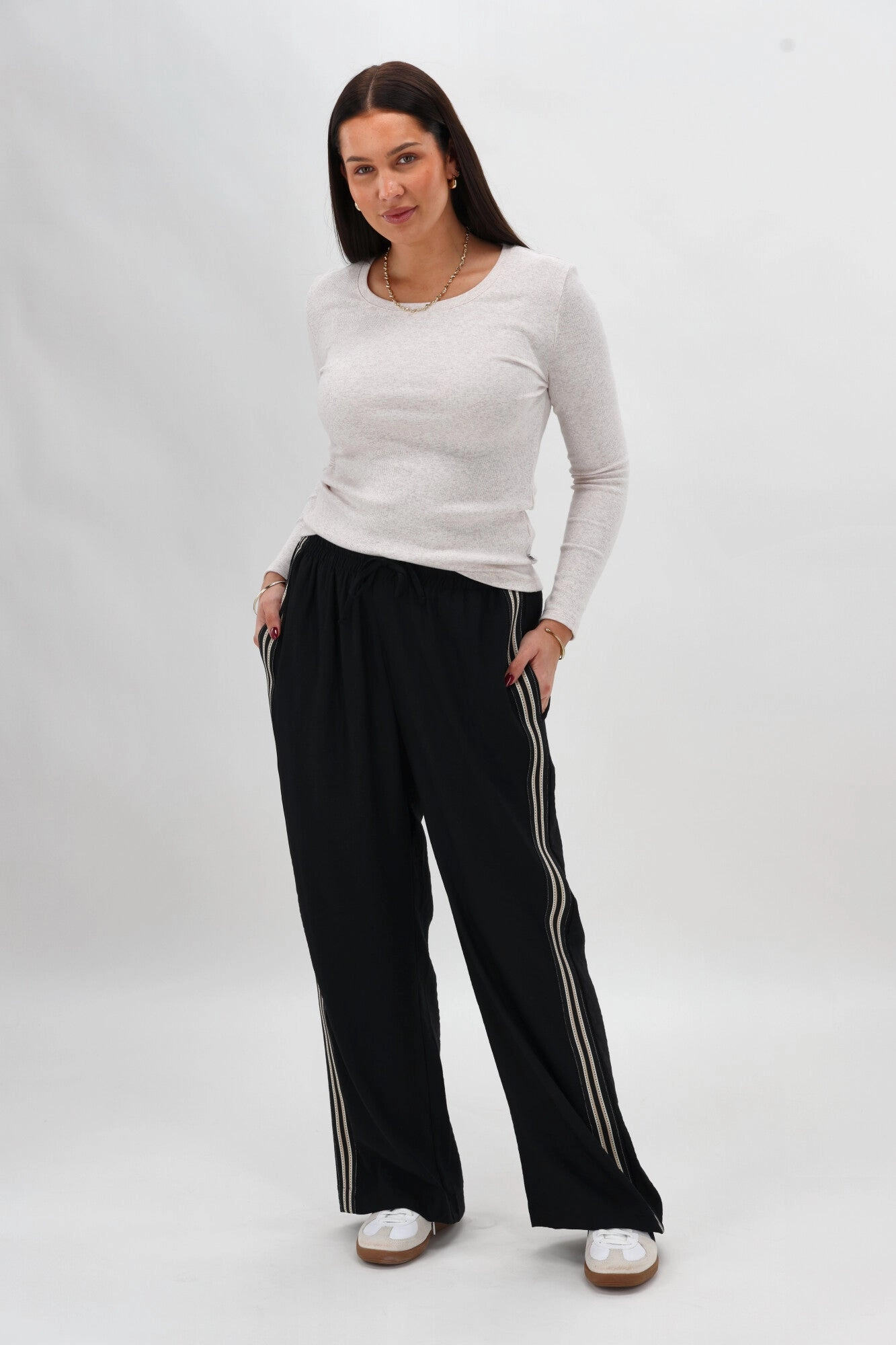 Shine On Label Infinity Contrast Stitch Wide Leg Pant Black Seamless Design Plus Size