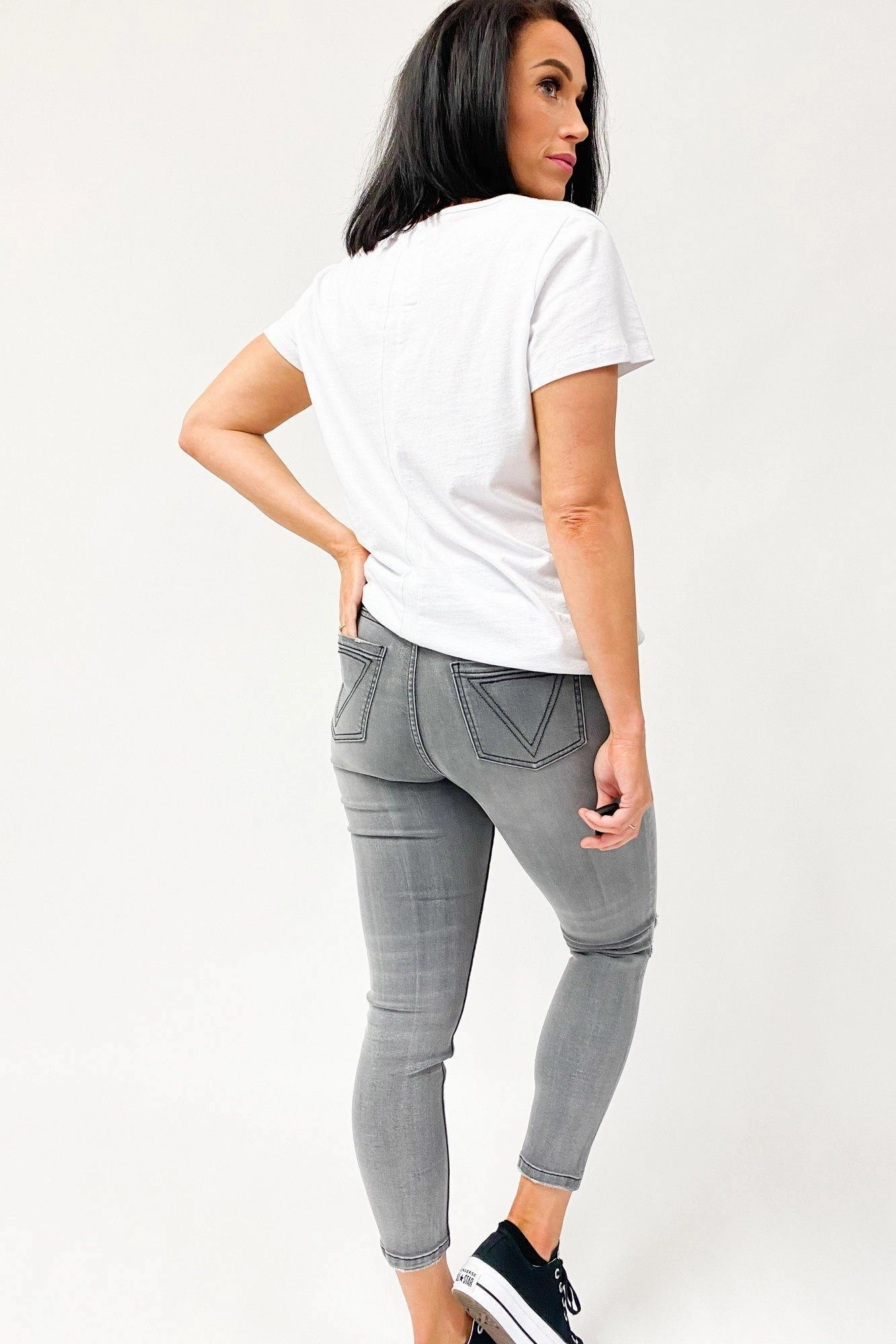 Shine On Label Jagger Cropped Slim Leg Jean Washed Charcoal Four Way Winter Sports Lightweight Design