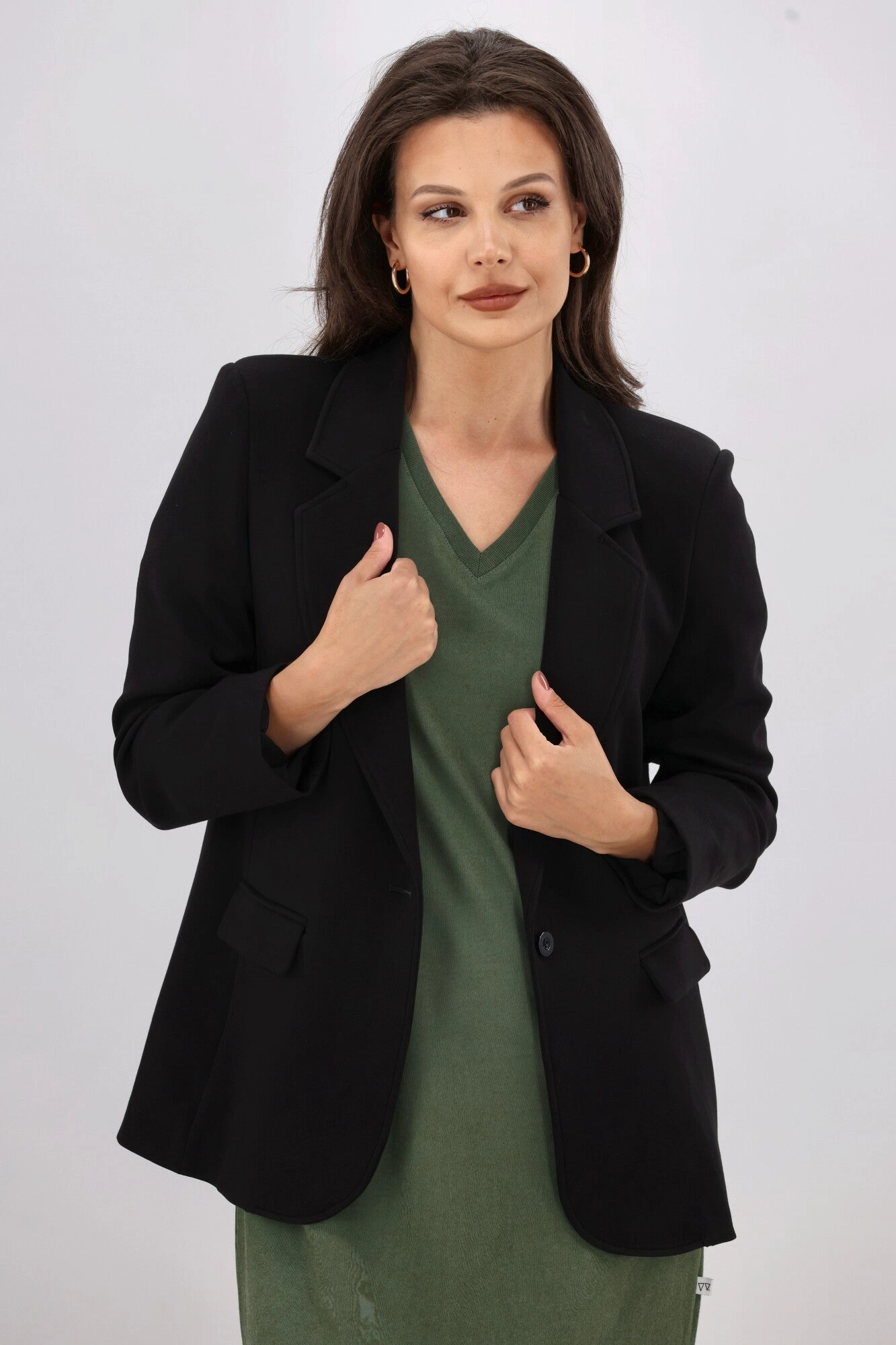 Shine On Label Louie Ponte Blazer Black Hiking Trail Outfit