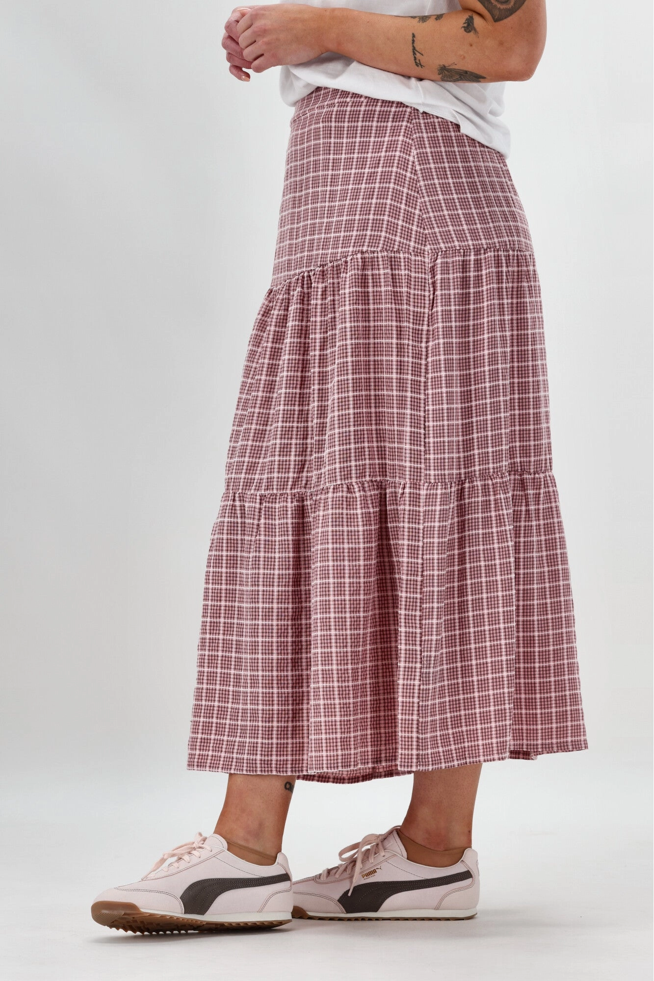 Shine On Label Siemina Tiered Skirt Pink Chocolate Check Built In Shorts Outfit Moodset