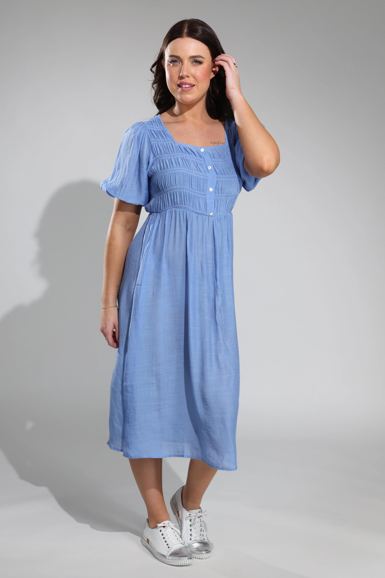 Tailored-fit Shirred bodice Dress | SOFT BLUE | 8835A1