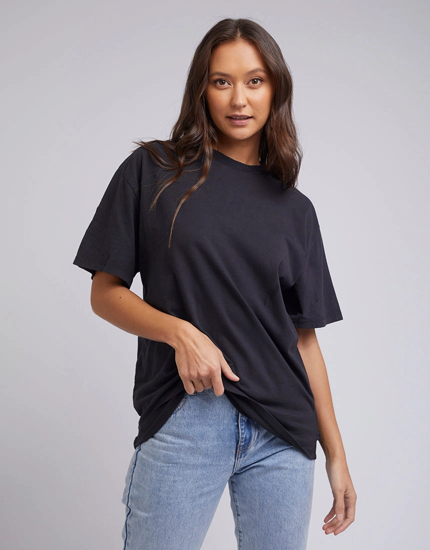 Casual Performance Fit Layered Sleeve Construction Silent Theory Basic Oversized Tee Washed Black