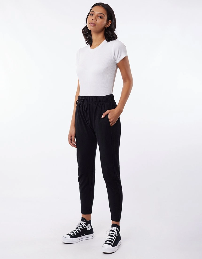 Silent Theory Flow Pant Black Relaxed Layers Evening Walk Maternity Wear