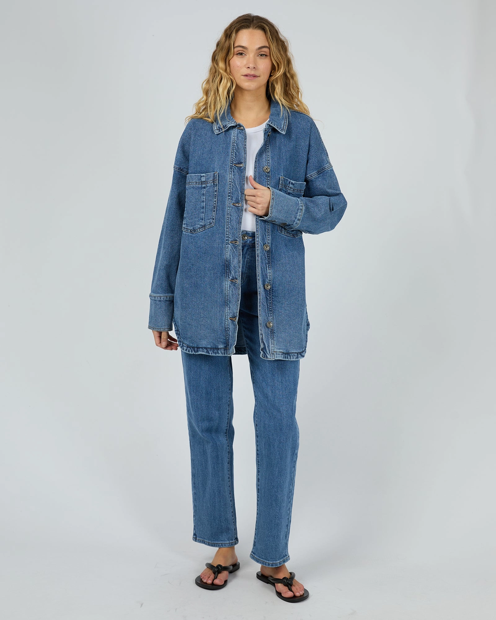 Silent Theory Jaye Shacket Mid Blue Classic Urban Wear Rubberized Zippers