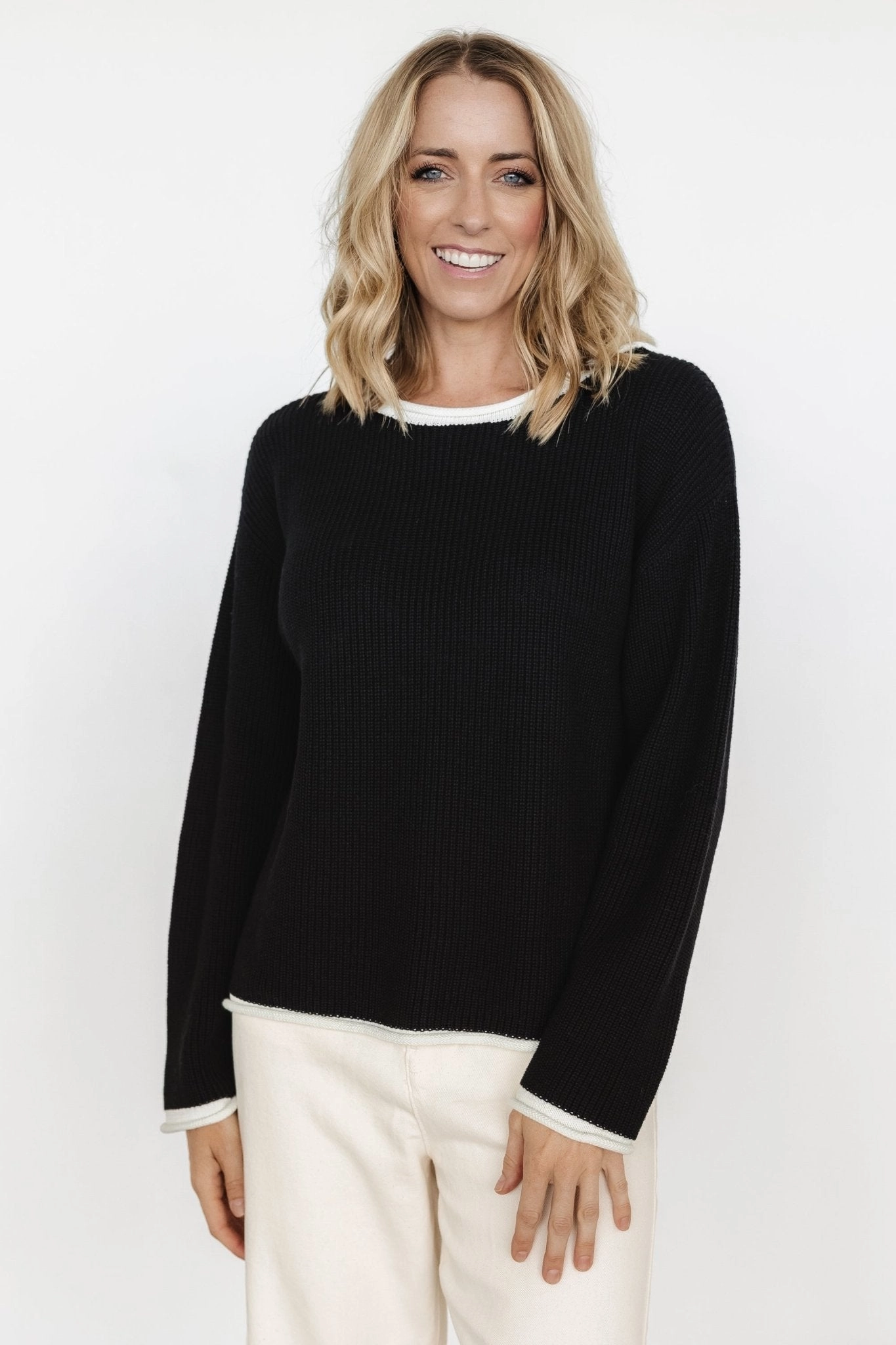 Breathable Waistband Modern Turtleneck Style Tiffany Knit Sweater | Black   Off White