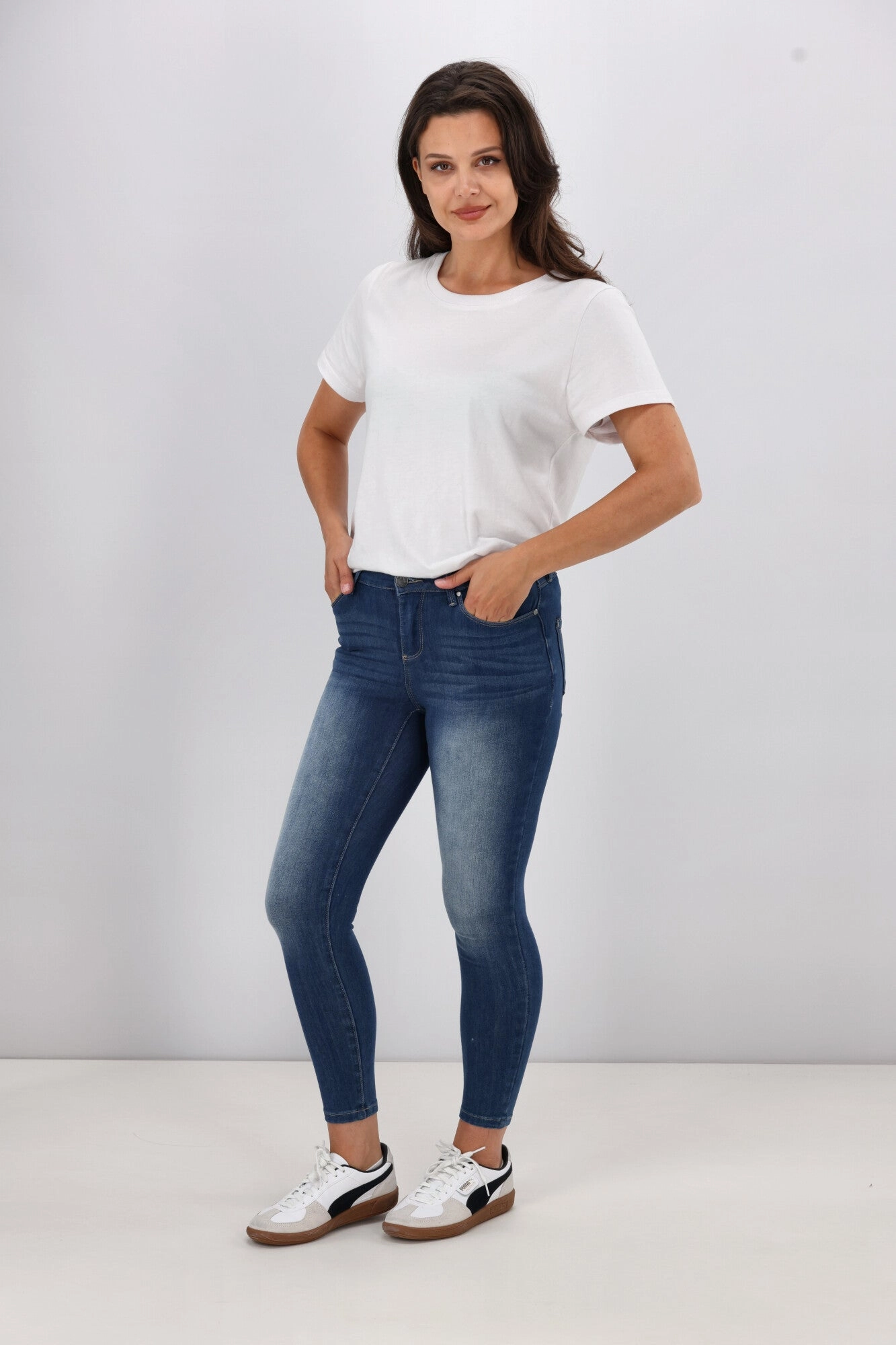 Shine On Label Sculpt Denim Cropped Jean True Blue Wash Eco Shopper Evening Walk