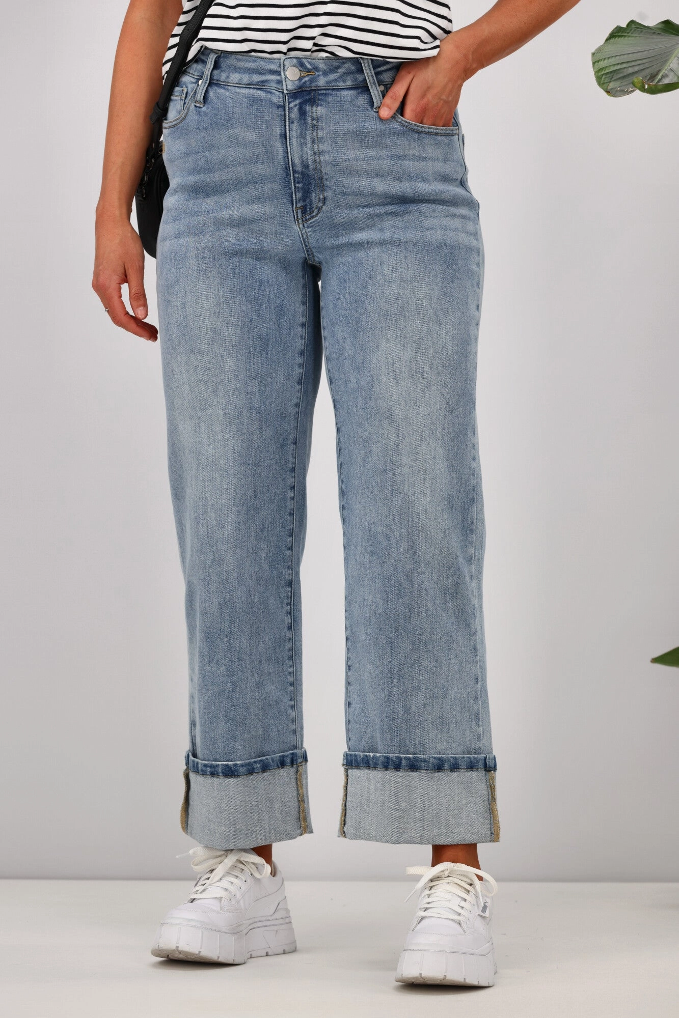 Shine On Label Zeke Wide Leg Jean with Turn Up Hem Washed Blue Comfortable Layers Light Stretch Fit