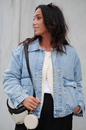 Comfort Focused Design Shine On Label Eclipse Denim Utility Jacket Washed Blue