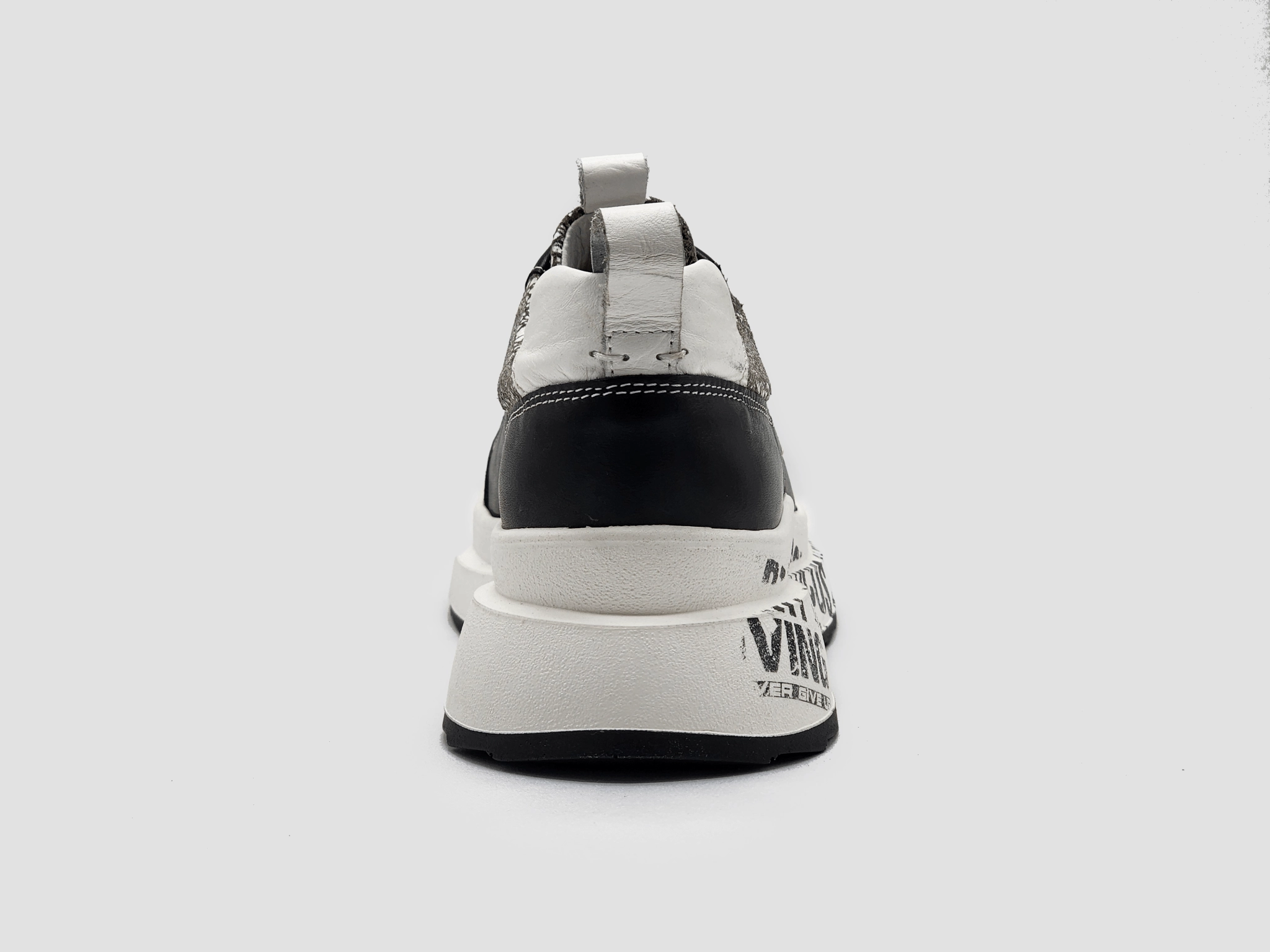 Light Balance TPR Sole Women's Focus Leather Shoes - Black