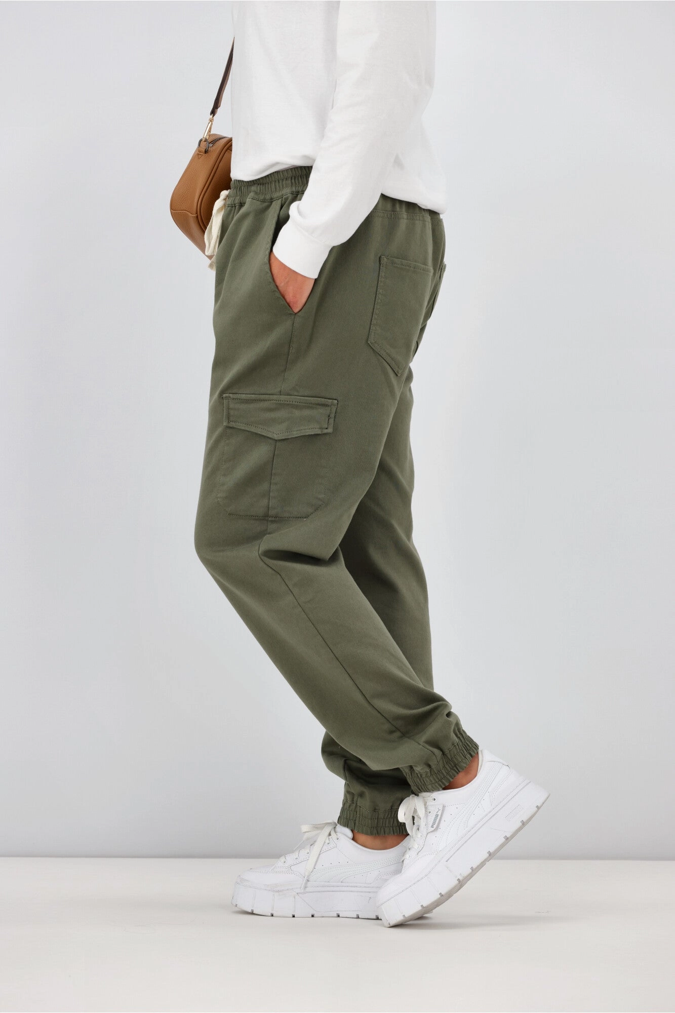 Betty Basics Connecticut Cargo Jean Khaki Cozy Basics