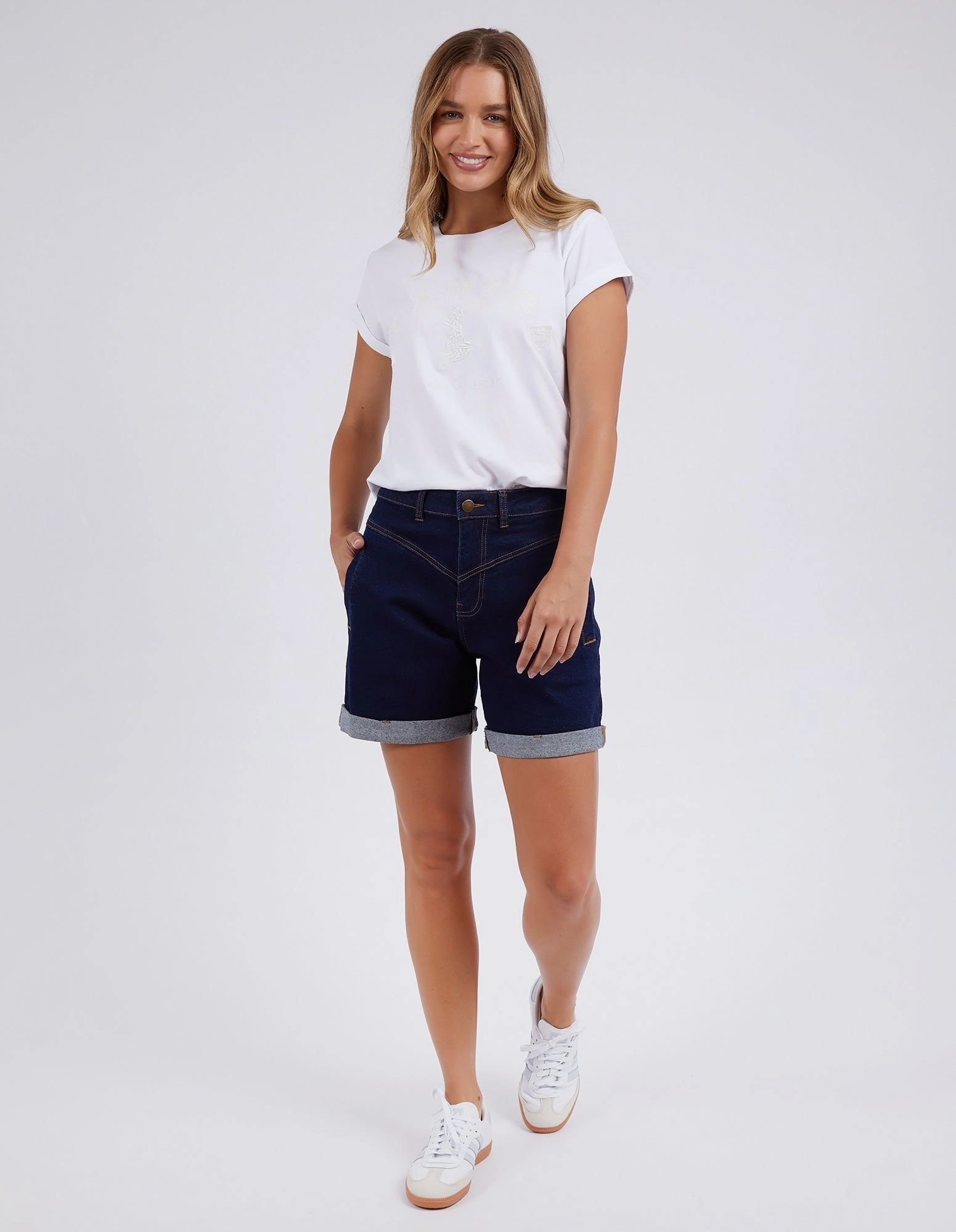 Foxwood Devi Short Indigo Denim young adults