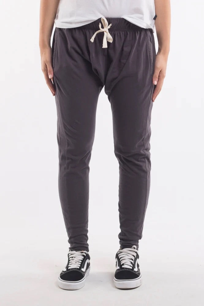 Soft Curve Silent Theory Fluid Pant Charcoal
