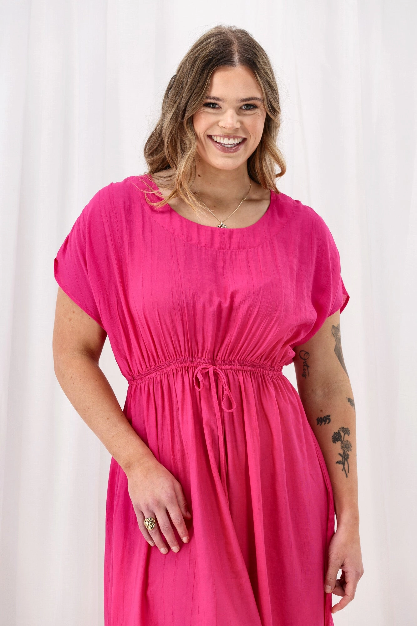 Smooth Outline Sunday Boho Myra Shirred Shoulder Dress Fuchsia