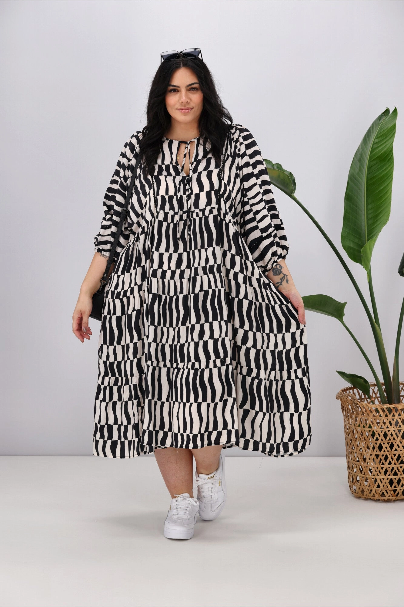 Calm Finish Smooth Design Sunday Boho Shani Dress Geo Print Black Cream