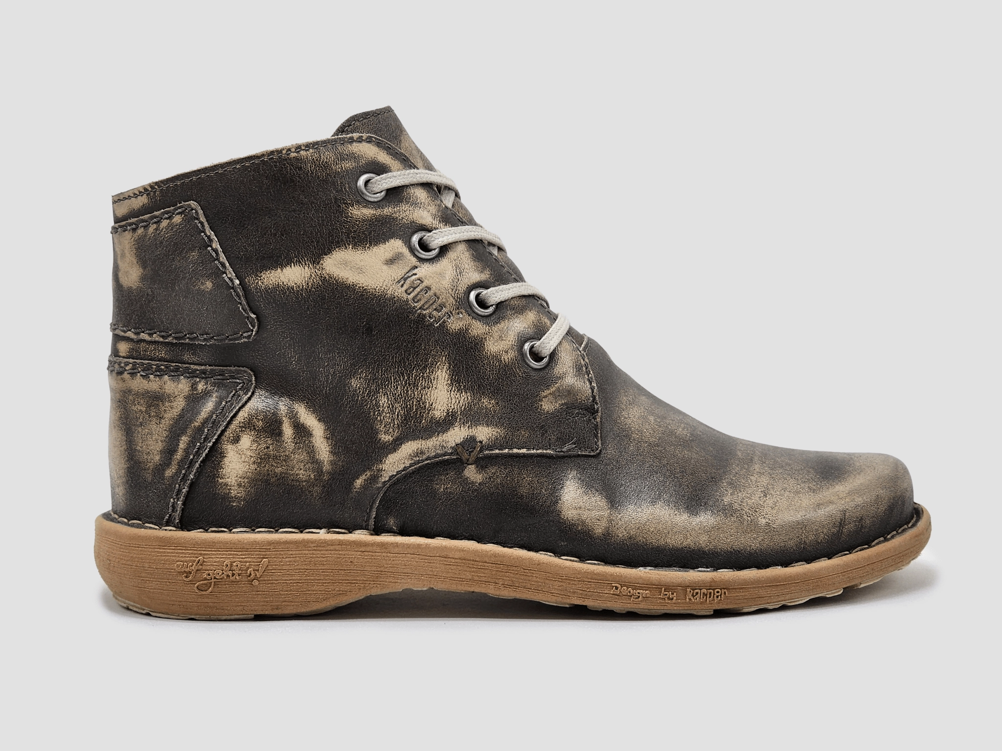 foldable Skin Hug Women's Old-Fashioned Zip-Up Leather Boots - Brown