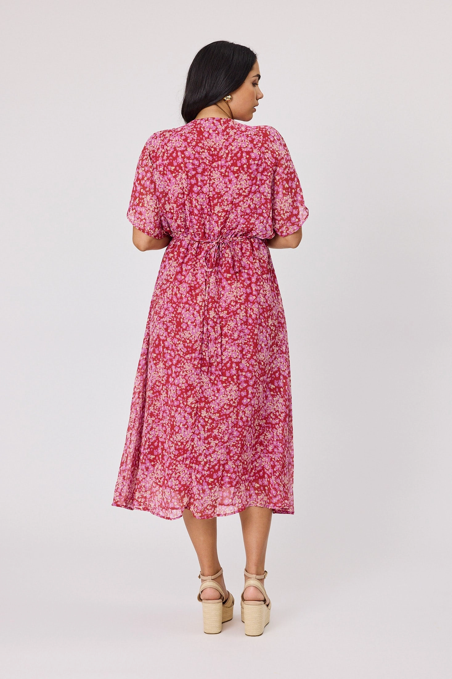 Gloss The Label Jordyn Empire Line Dress Red Pink Floral Cool Undertone