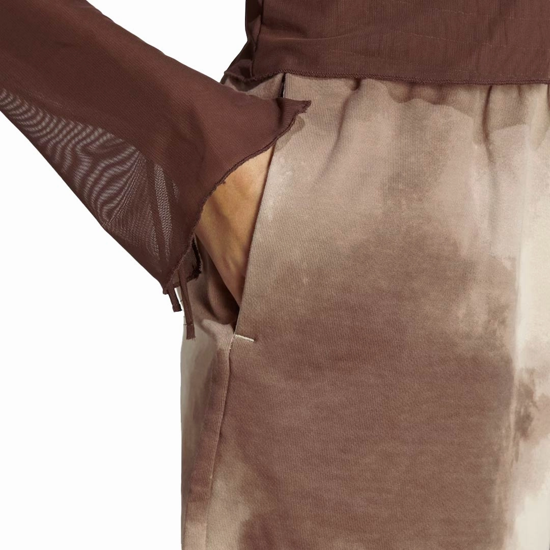 Windproof Design Elastic Free Cuffs adidas - Women's Colour Fade Jersey Shorts (IL2427)