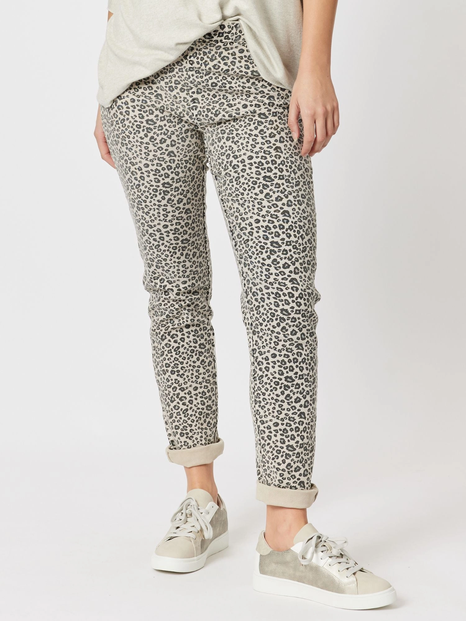 Lounge Fit Threadz Reversible Jean Stone