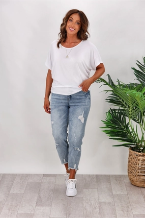 Betty Basics Maui Tee In White Organic Cotton Blend