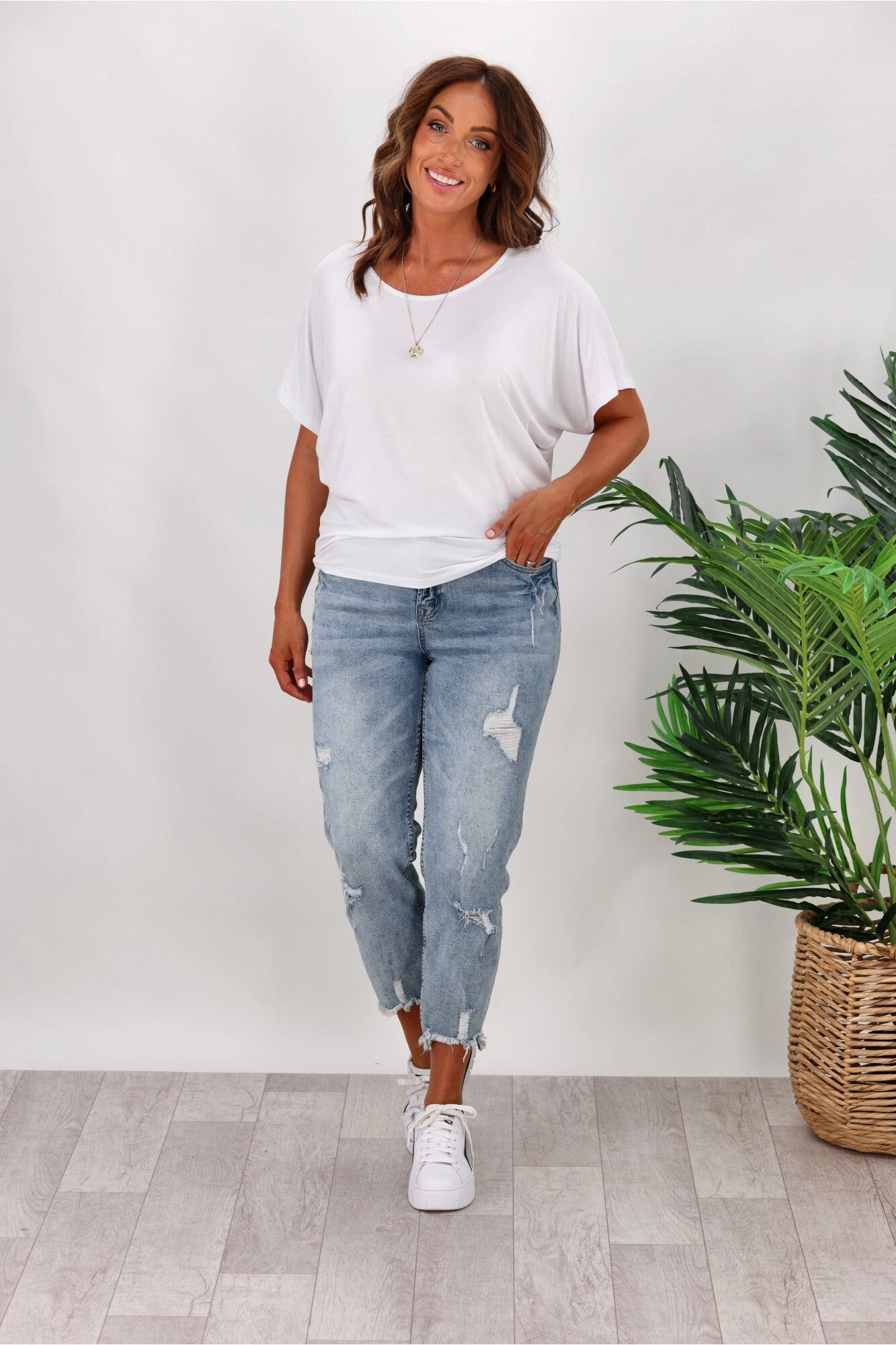 Betty Basics Maui Tee In White Organic Cotton Blend