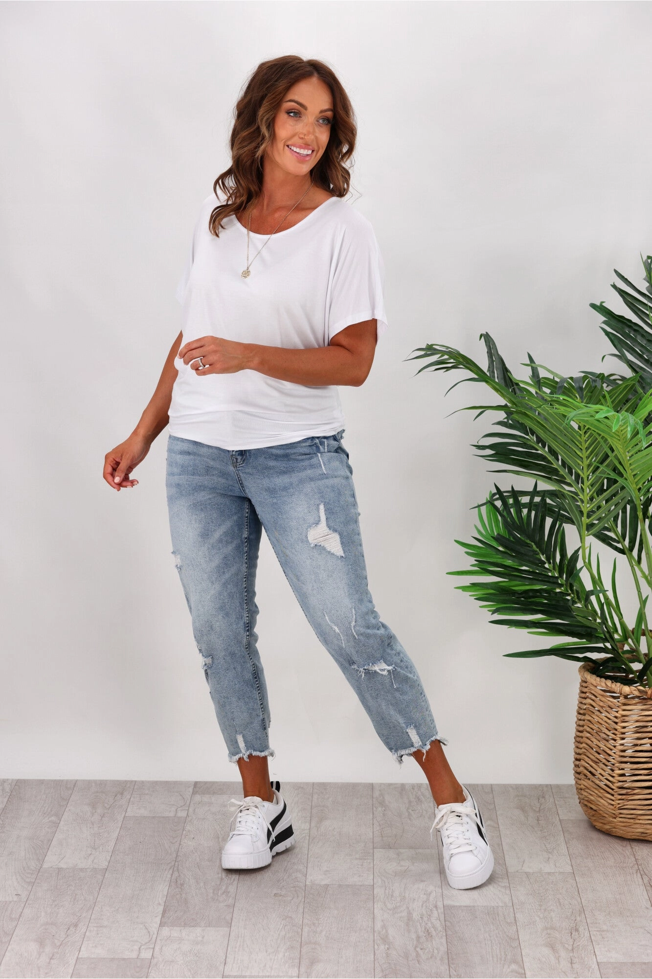Timeless Style Outdoor Smart Betty Basics Maui Tee In White