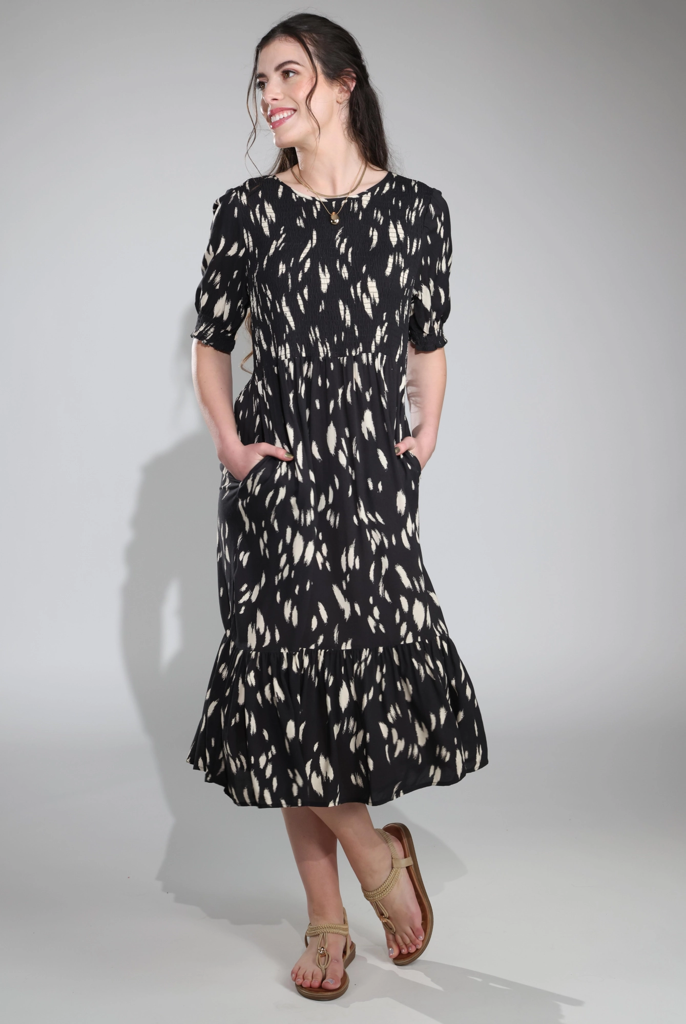 Dress | Blk Taupe Brushstroke | 7337C1 Feminine Fit City Layers