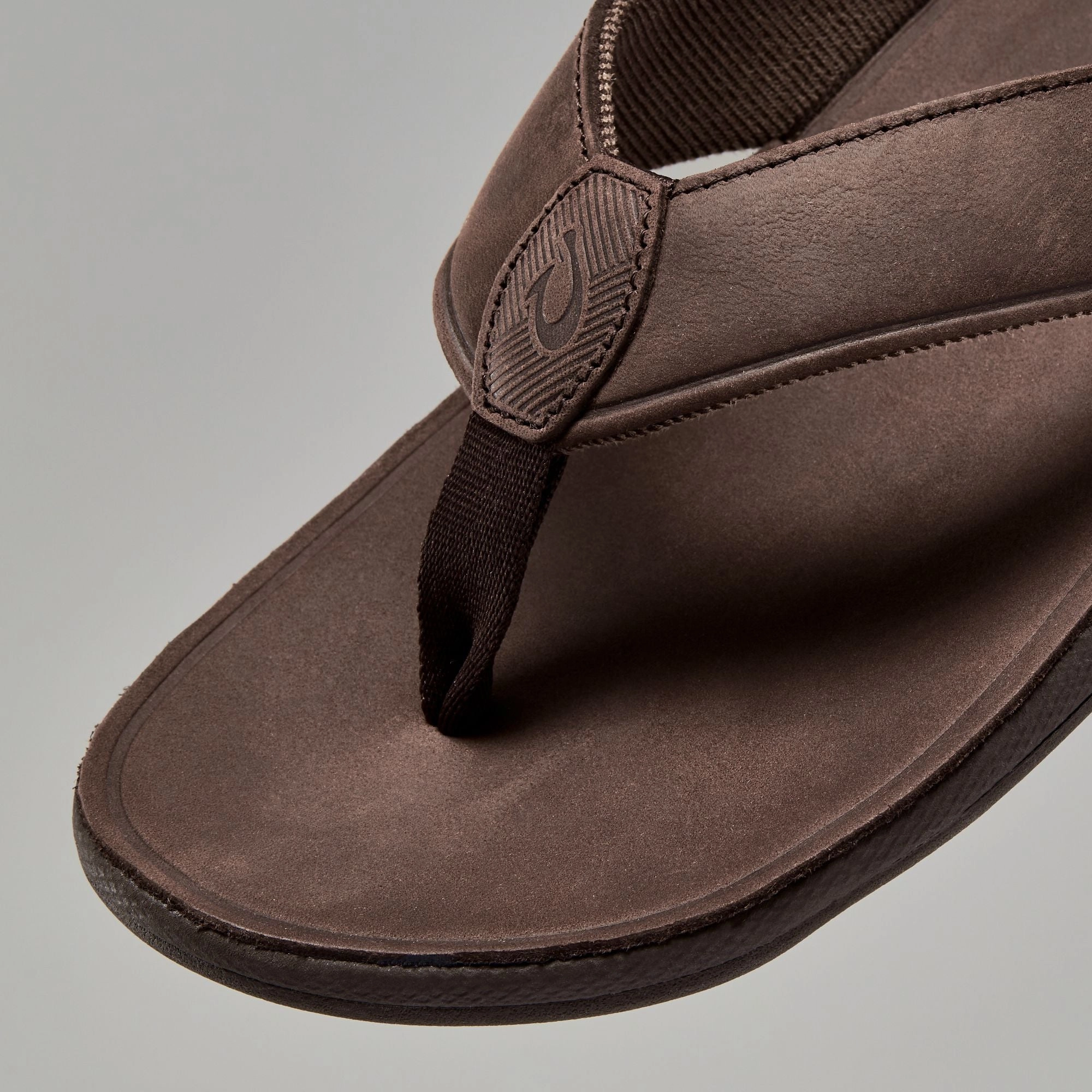 Tuahine - Dark Wood Odor control Shock Diffusing Heel