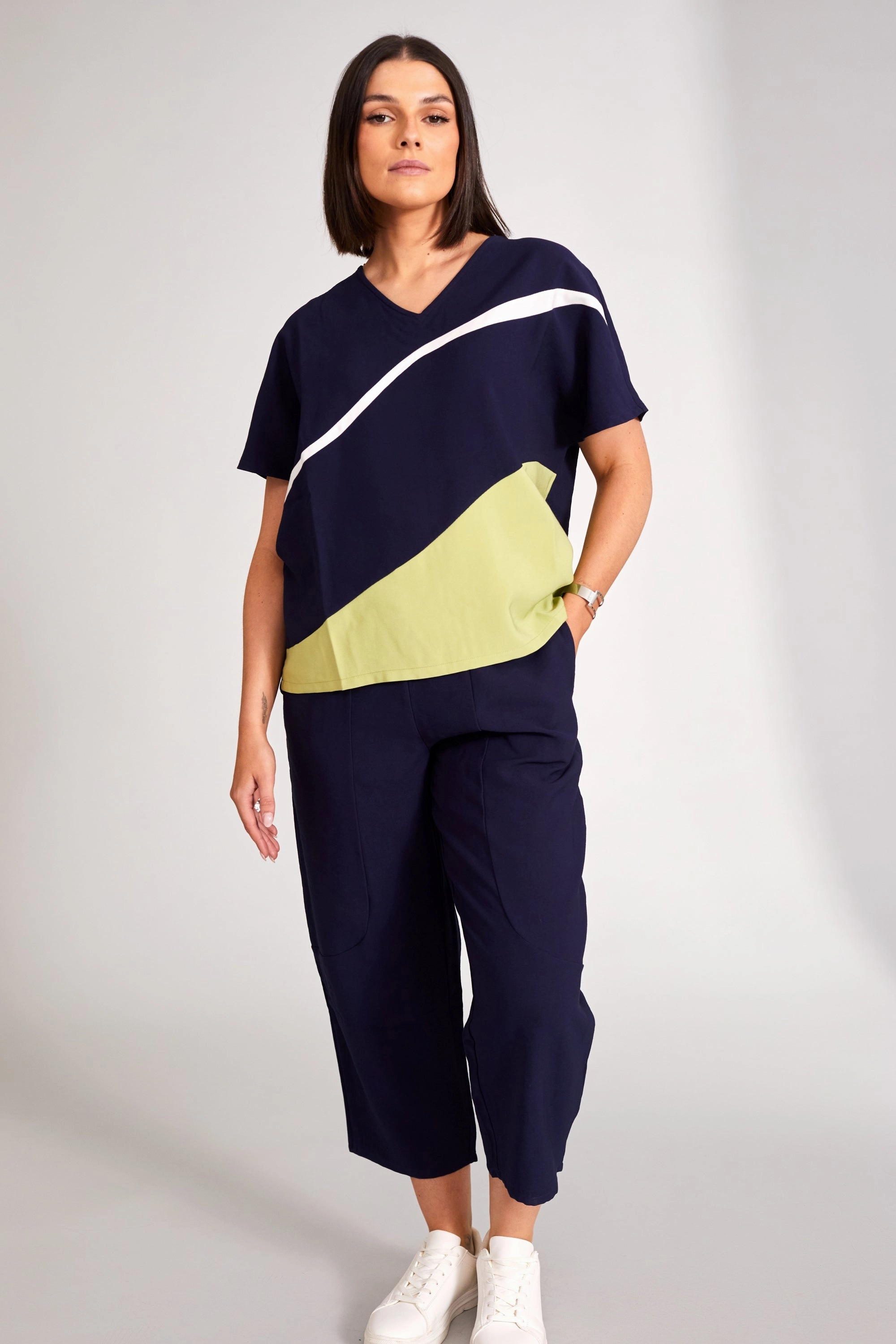 Stable Shape Smart Comfort Peruzzi - S24503 Slouch Crop Pant