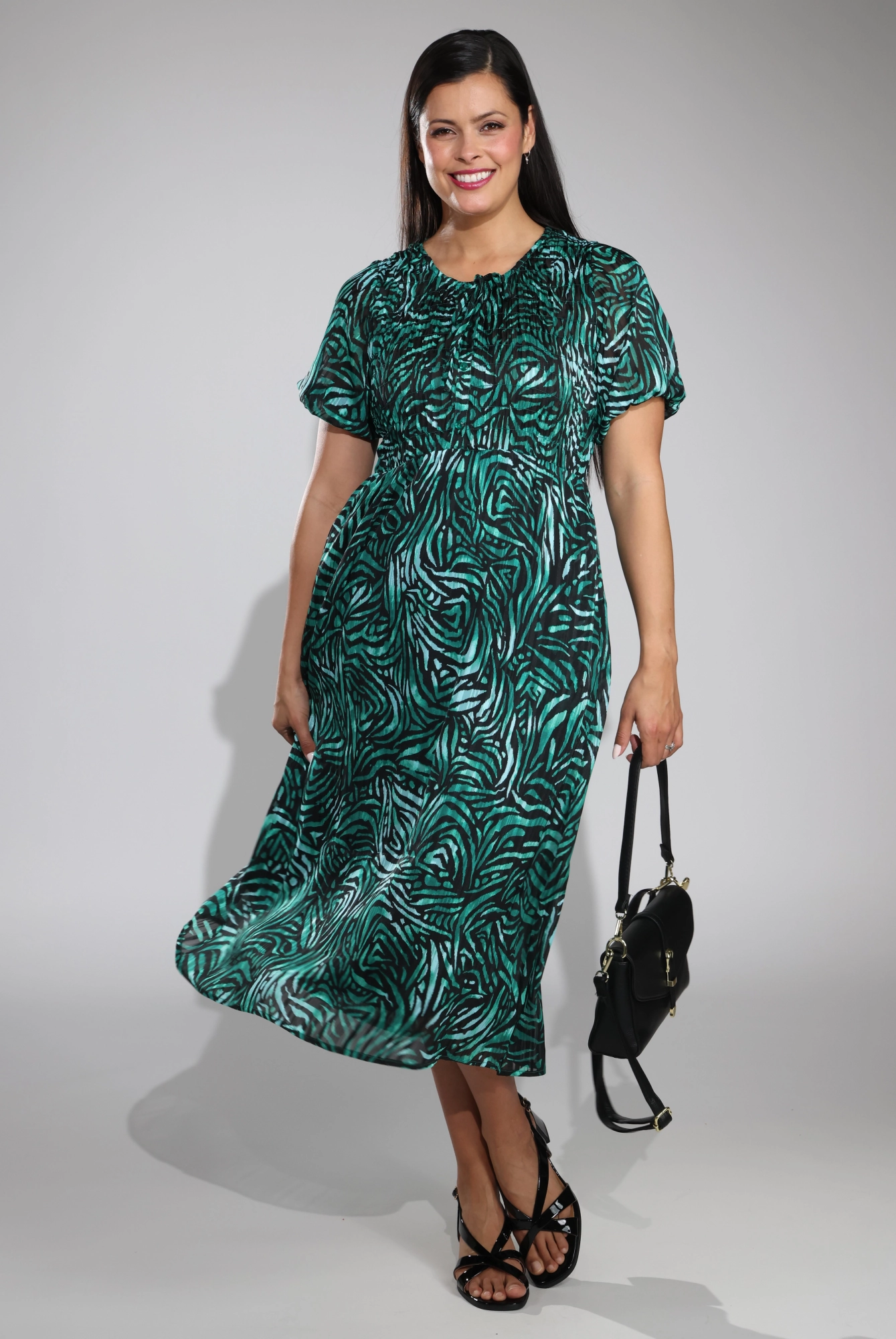 Breath Ease Dress | Emerald Black Abst | 8574C1