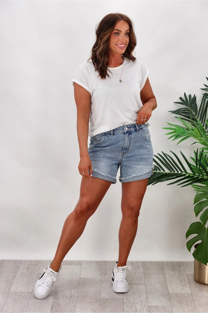 On Trend ribbed texture Shine On Label Baxter Short Washed Blue